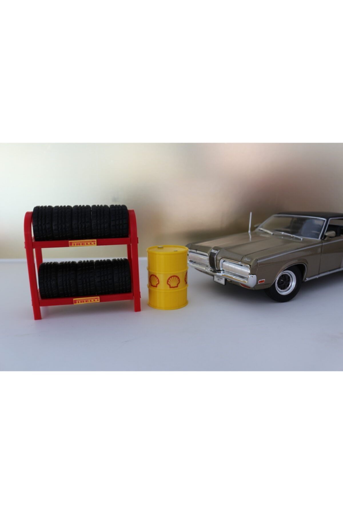 مدل خودرو 1:18 تجهیزات گاراژ پایه تایر و بشکه دیوراما اورجینال FMK HOBBY