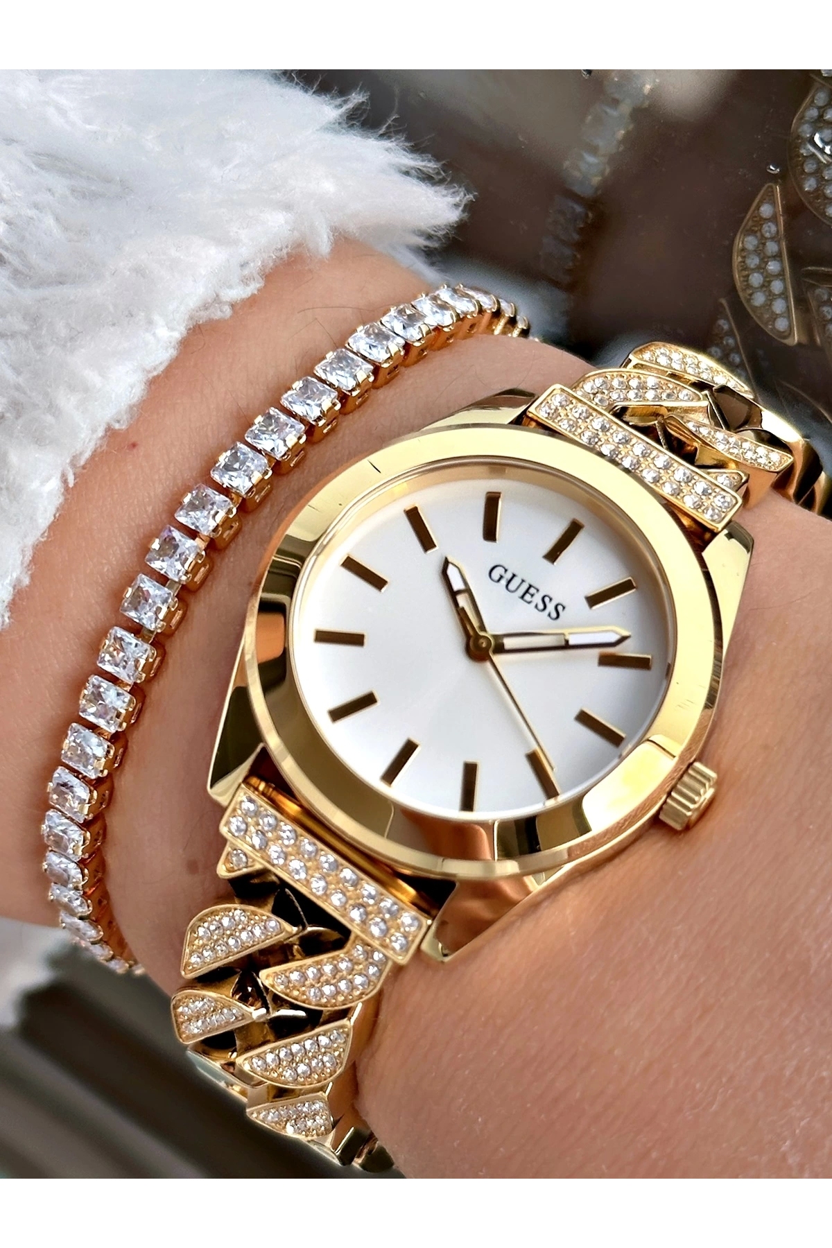 ساعت مچی زنانه GUGW0546L2 اورجینال Guess