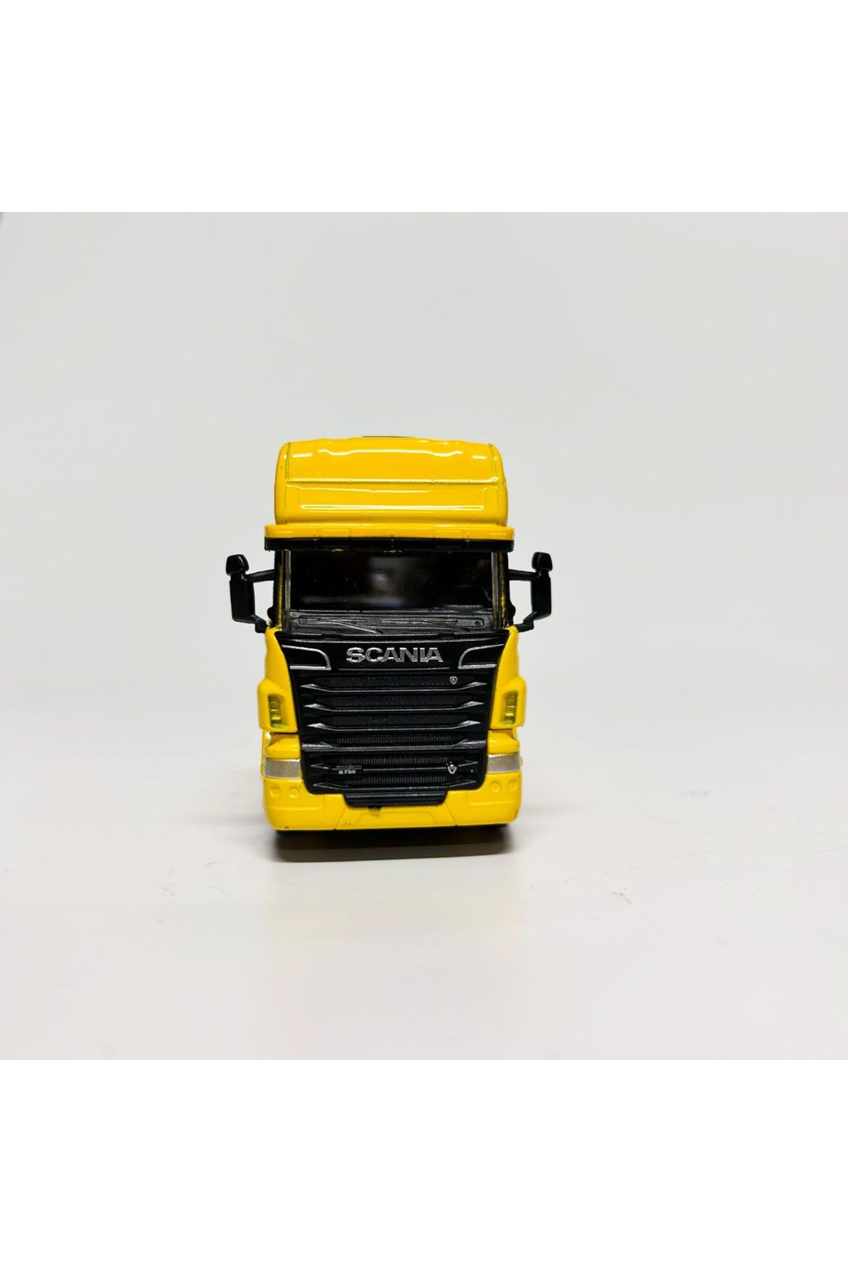 مدل خودرو فنجان کامیون فلزی رنگ زرد SCANIA V8 R730 با اندازه کوچک 11 سانتی متر متری اورجینال WELLY