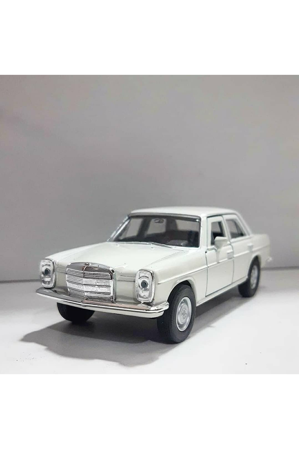 مدل خودرو 1.36 SCALE WELLY BRAND LICENSED MERCEDES BENZ 220 W115 CASE سفید COLOR 12 CM اورجینال WELLY