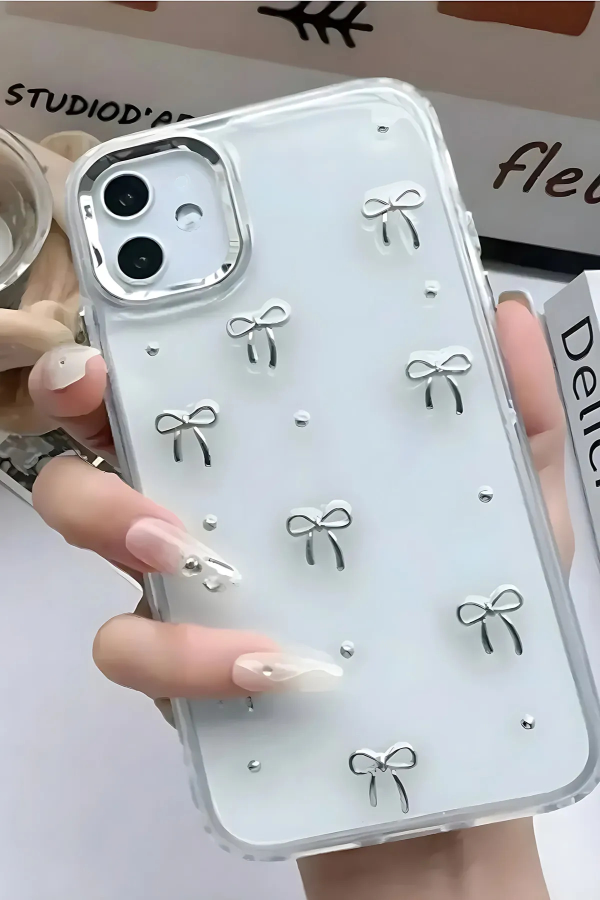 کاور و قاب محافظ APPLE IPHONE 16 PLUS پاپیون طرح شفاف نقره ای براق دوربین برآمدگی فیبکس Fibaks
