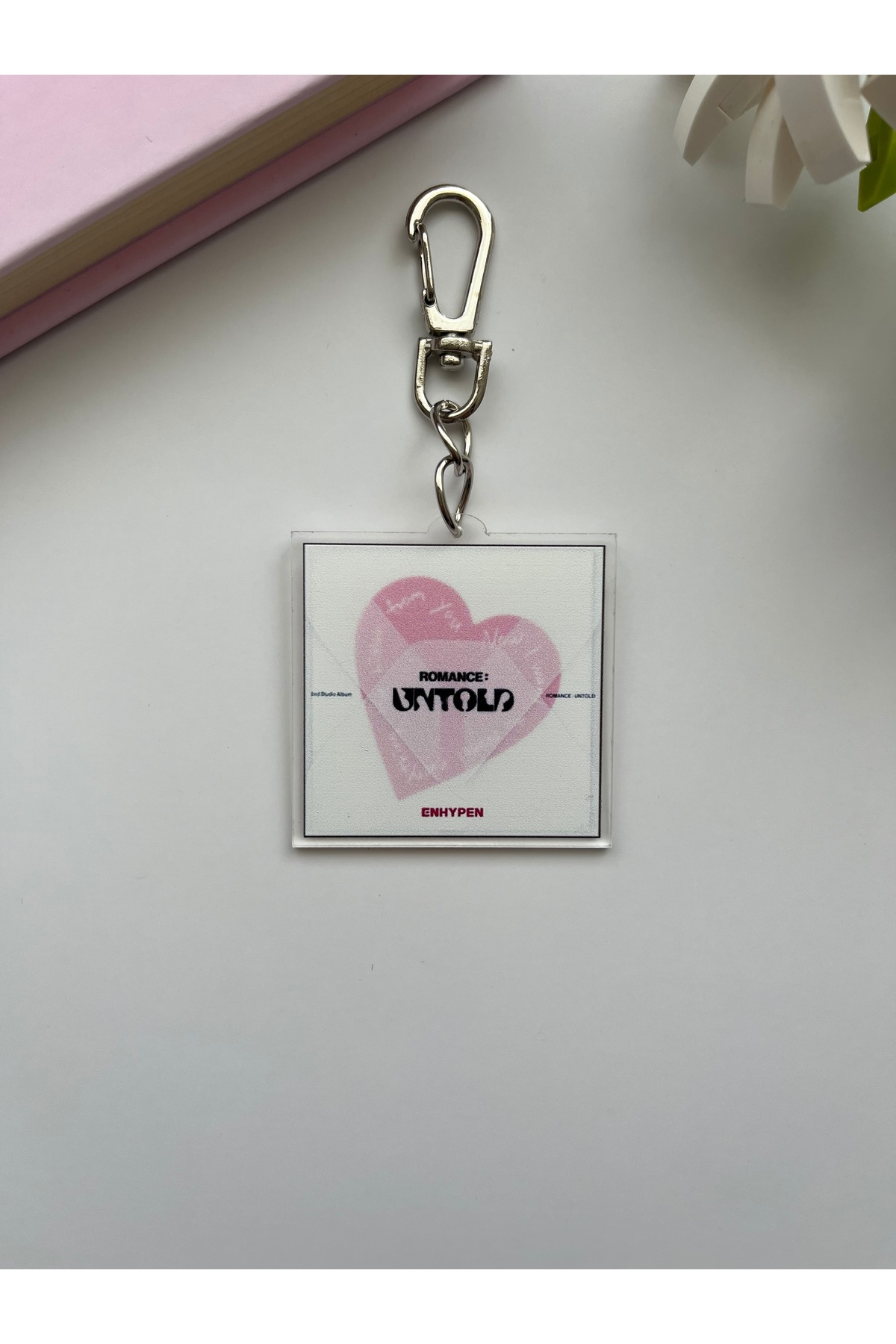 جلیقه کلید آلبوم ENHYPEN KPOP ROMANCE UNTOLD KEYCHAIN BAG CHARM Hara Company