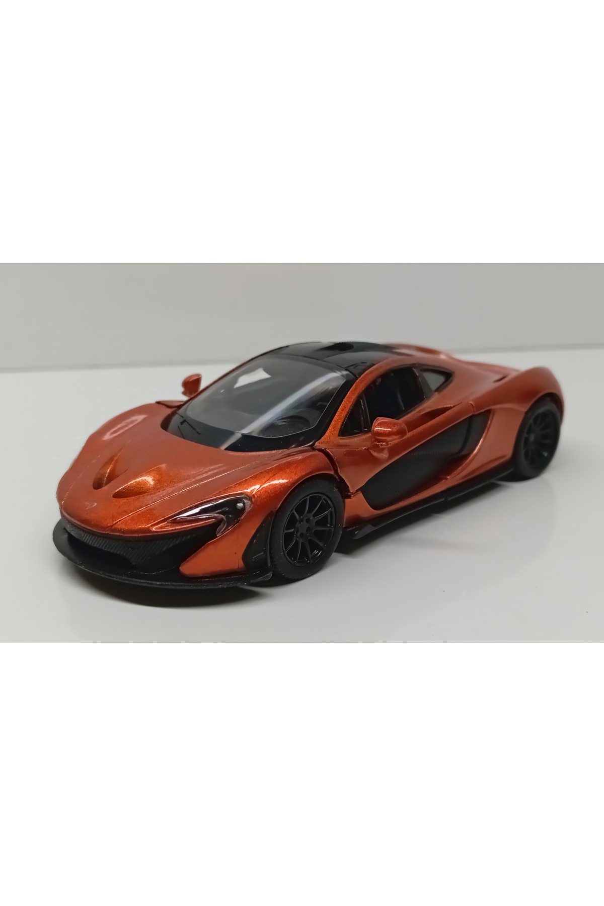 مدل خودرو مقیاس 1:36 MCLAREN P1 فلزی بکش و رها کن اورجینال Kinsmart