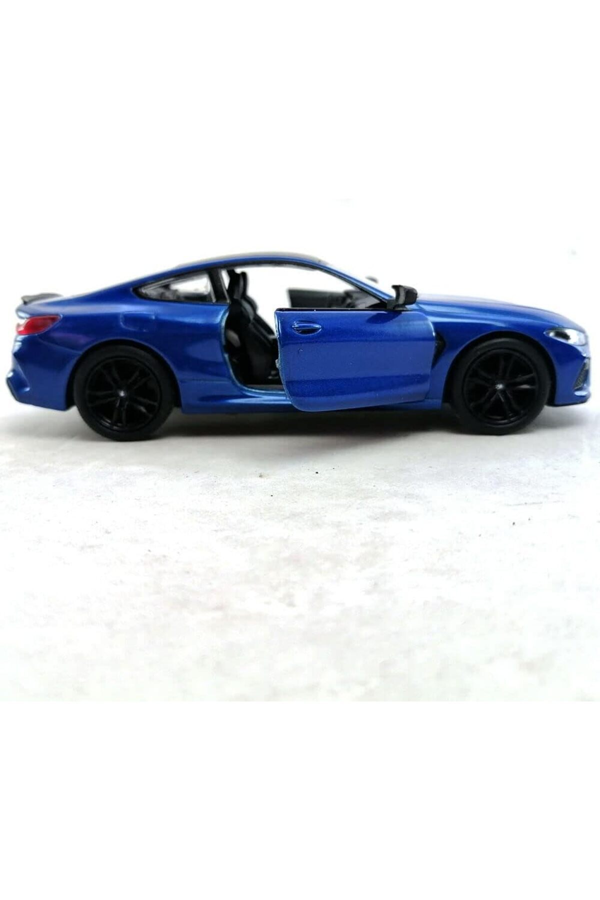 مدل خودرو BMW M8 DIECAST چک DROP CAR 1:34 SCALE BLUE اورجینال Kinsmart