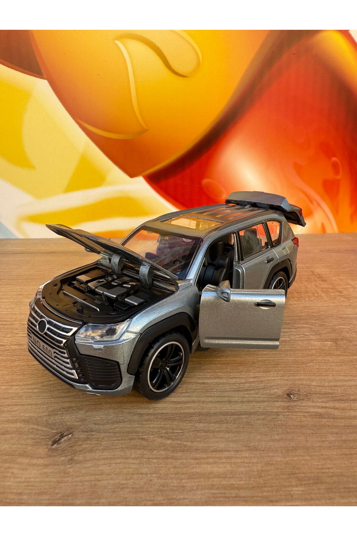 مدل خودرو لکسوس JEEP DIECAST CAR SMOKED DESERT LEXUS 570 MODEL درهای باز شونده با صدا و نور از ترکیه scntoys
