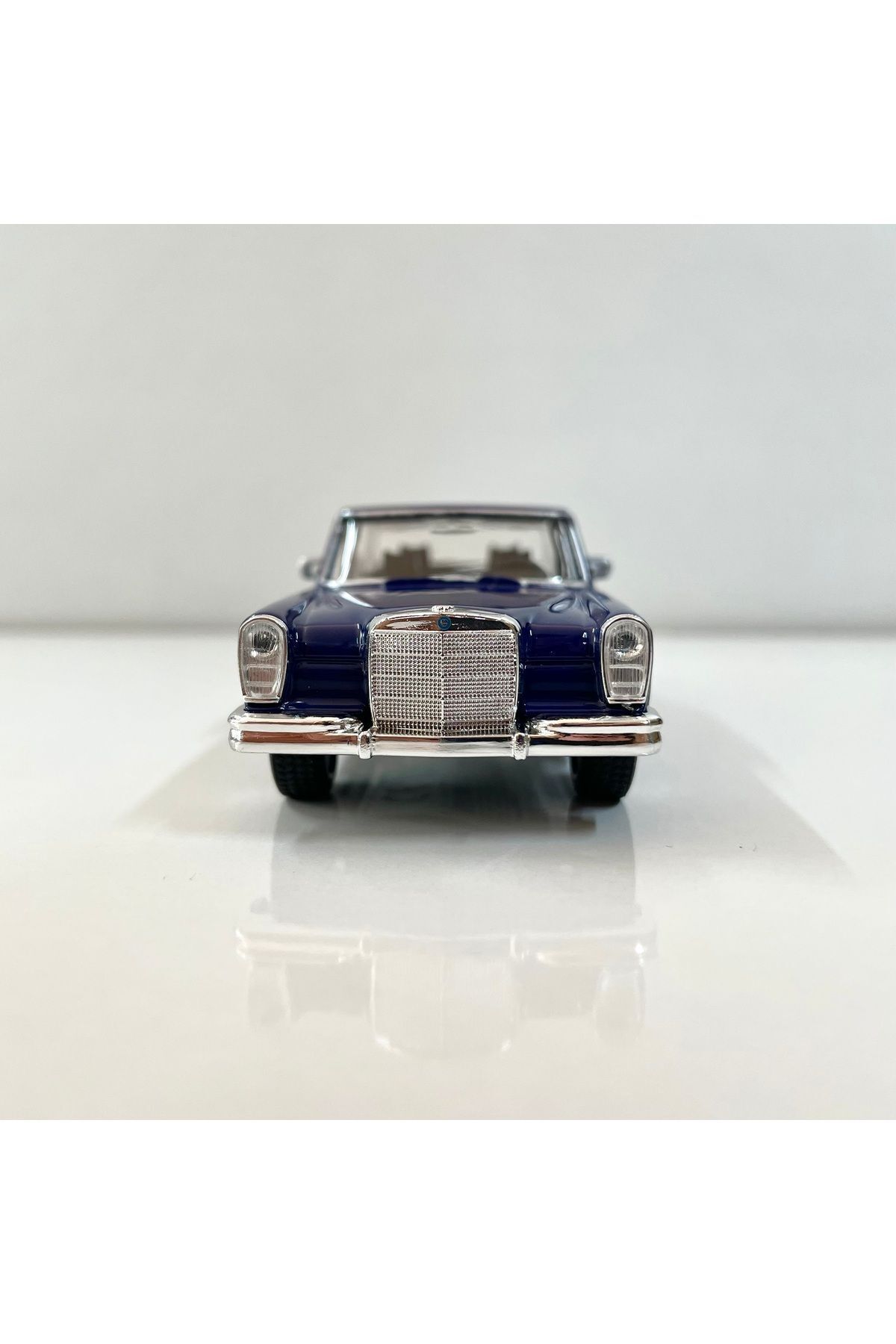 مدل خودرو 1963 MERCEDES BENZ 600 1 36 SCALE WELLY DIECAST METAL CAR TOY PULL DROP اورجینال WELLY
