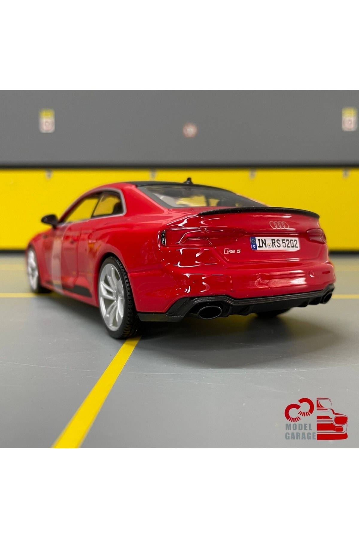 مدل خودرو AUDI RS 5 COUPE 1 24 SCALE C&C MODEL GARAGE DIECAST METAL از ترکیه Burago