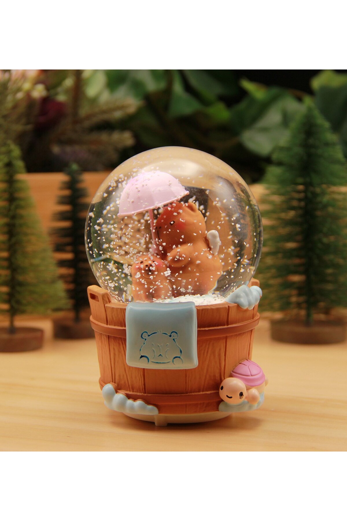 گوی برفی CAPYBARA SNOW GLOBE با نور و موسیقی در اندازه بزرگ B از ترکیه HEDİYEBİZİZ