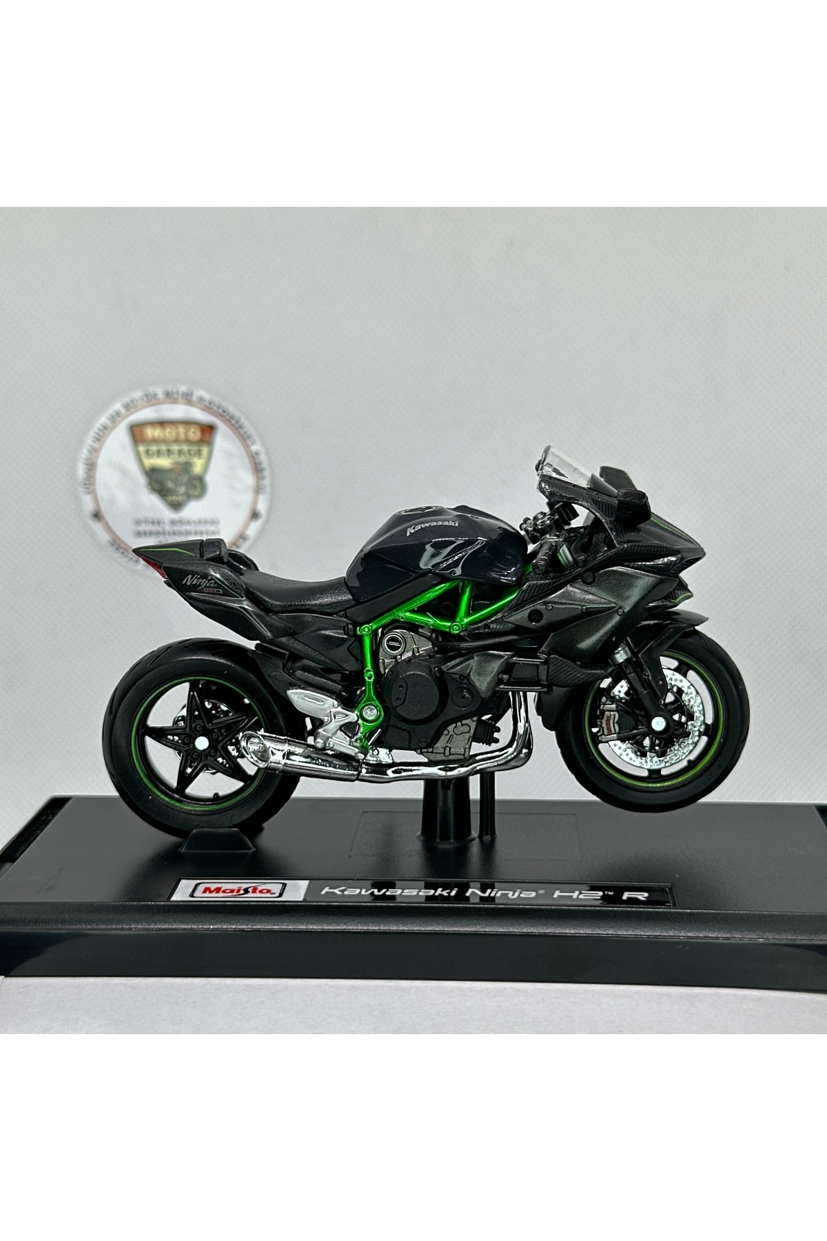 مدل خودرو موتورسیکلت KAWASAKI NINJA H2R 1:18 DIECAST – اسباب بازی و مجسمه فلزی مجاز اورجینال Maisto Diecast