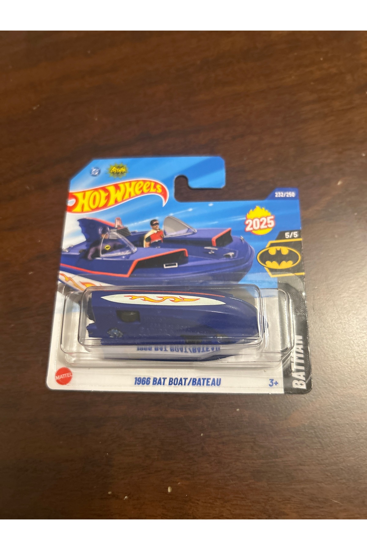 ماشین اسباب بازی HW 1966 BAT BOAT BATEAU HYW57 HOT WHEELS
