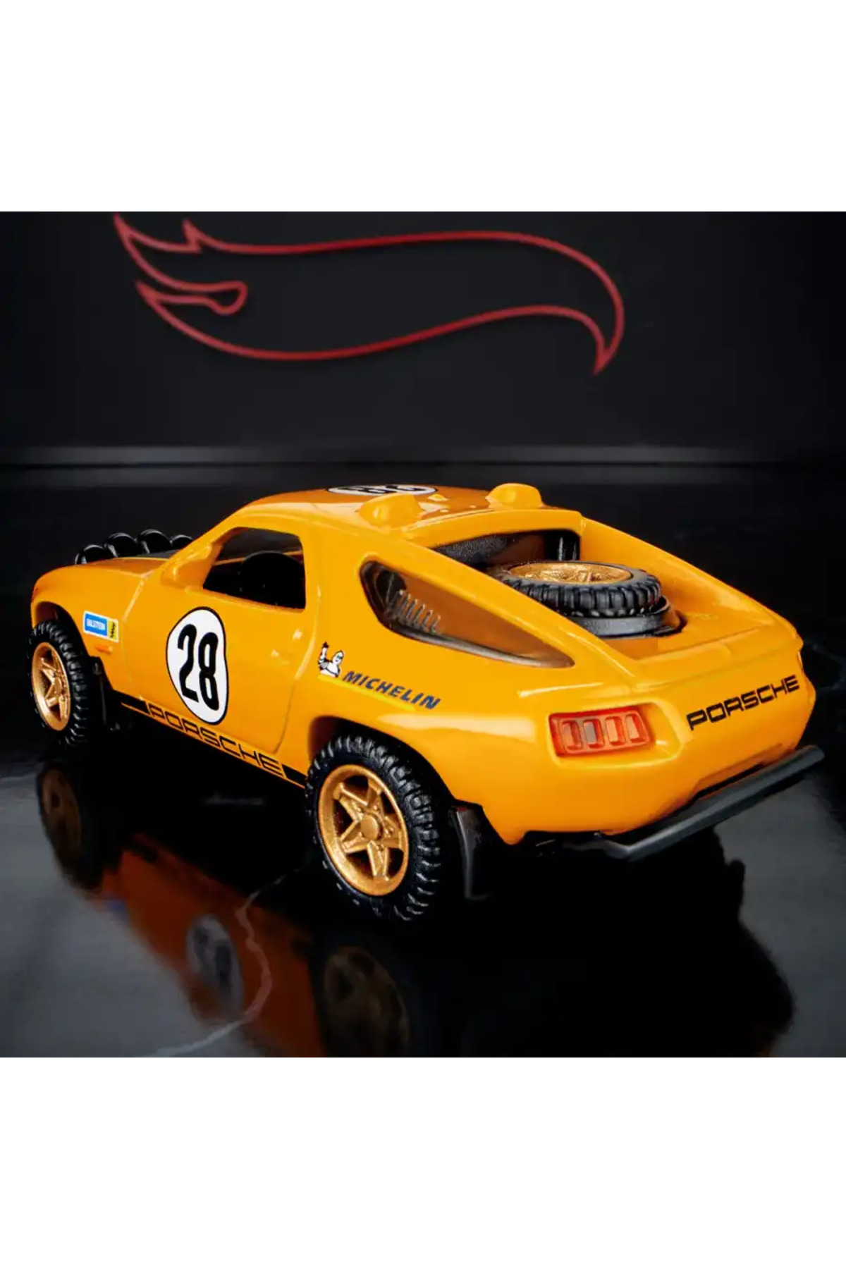 ماشین اسباب بازی الیت 64 پورشه 928 سافاری از ترکیه HOT WHEELS