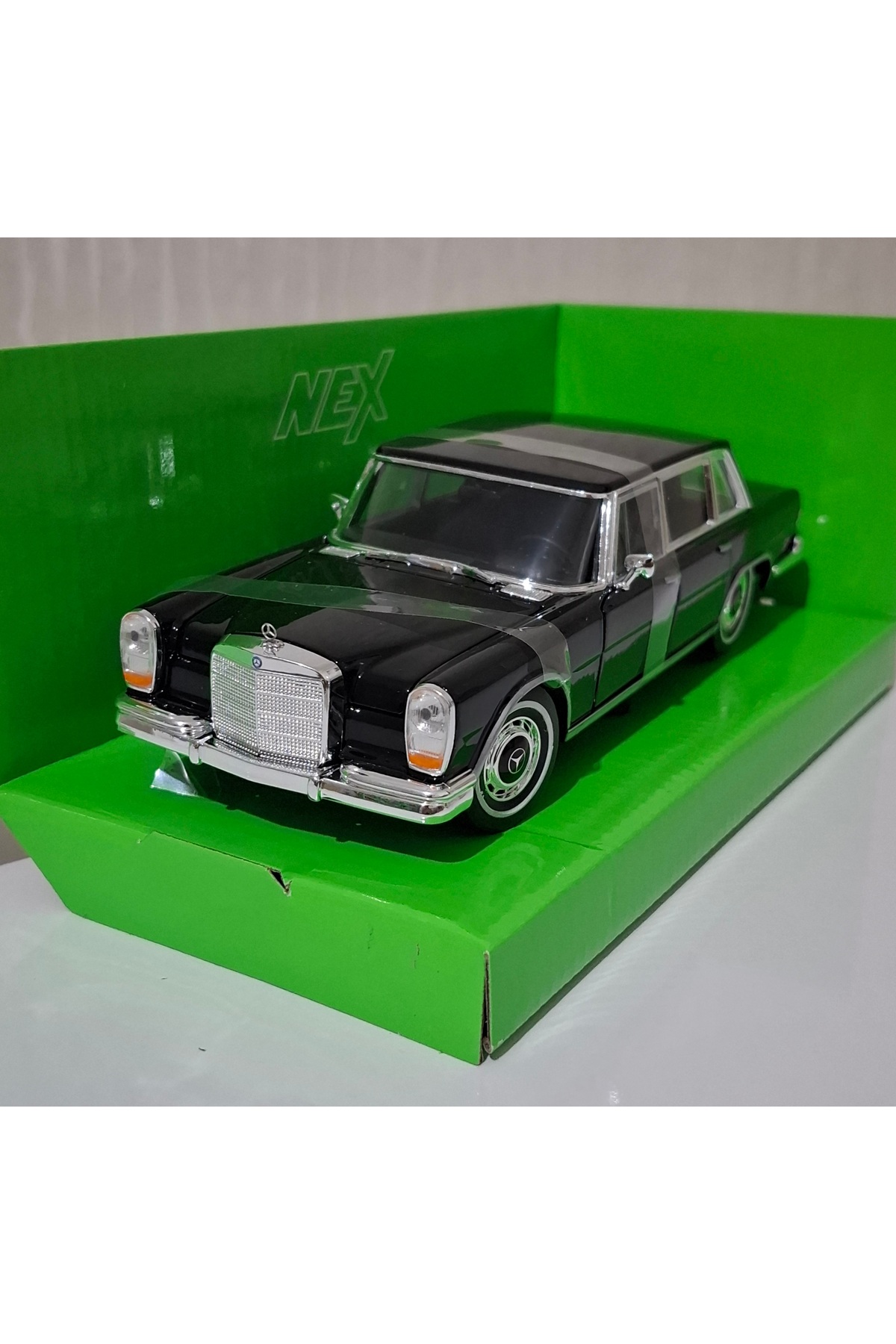 مدل خودرو 1.24 SCALE WELLY BRAND LICENSED MERCEDES BENZ 600 PULMAN مشکی COLOR اورجینال WELLY
