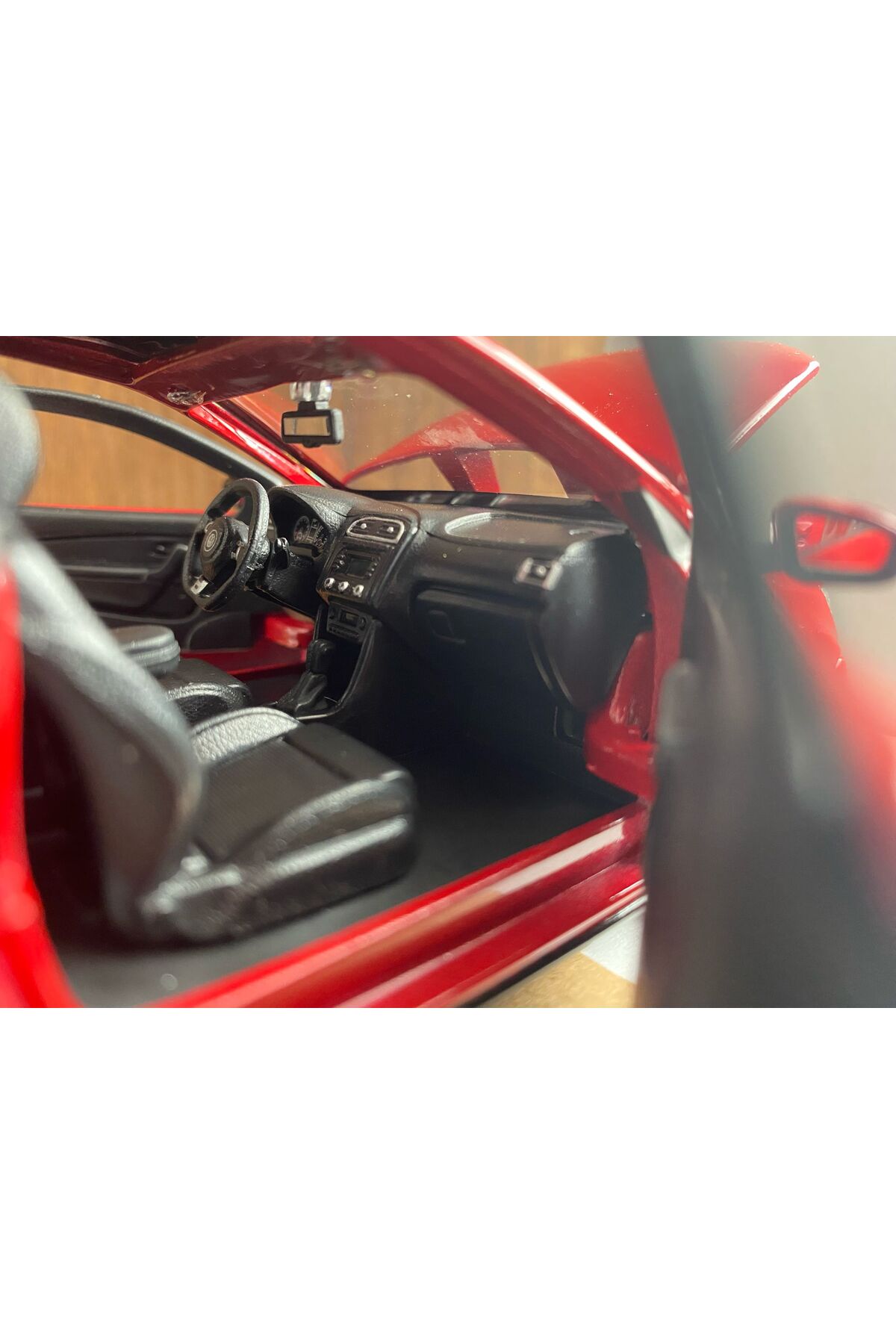 مدل خودرو VOLKSWAGEN POLO GTI MODEL CAR DIECAST RED CARS درب های باز اورجینال scntoys