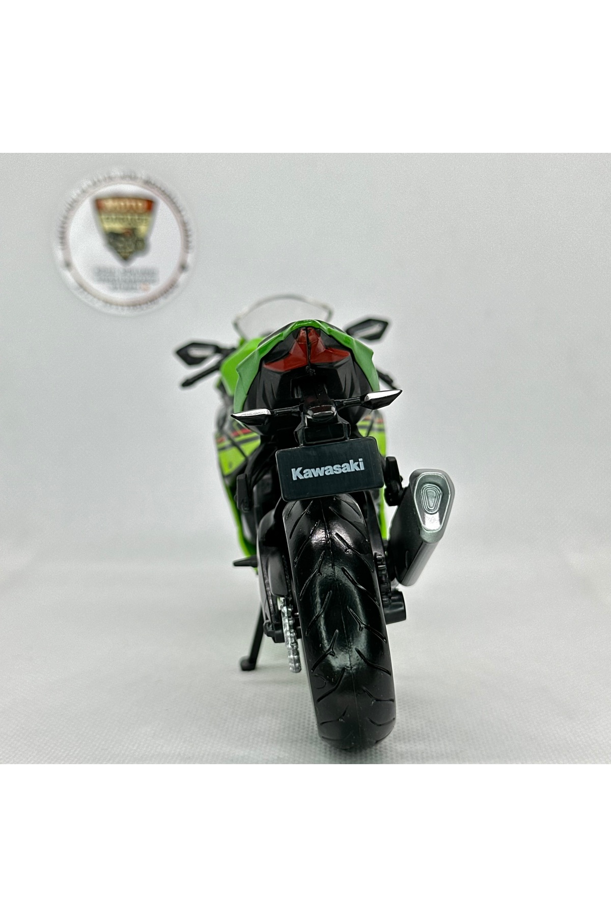 مدل خودرو موتورسیکلت KAWASAKI NINJA ZX 6R 1:12 DIECAST – دارای مجوز مجموعه فلزی اسباب بازی اورجینال WELLY