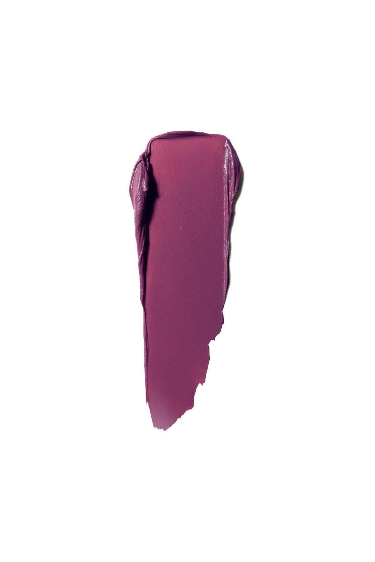 Mac رژ لب مات Powder Kiss Velvet Blur ظاهری جذاب و ماندگار رنگ بنفش