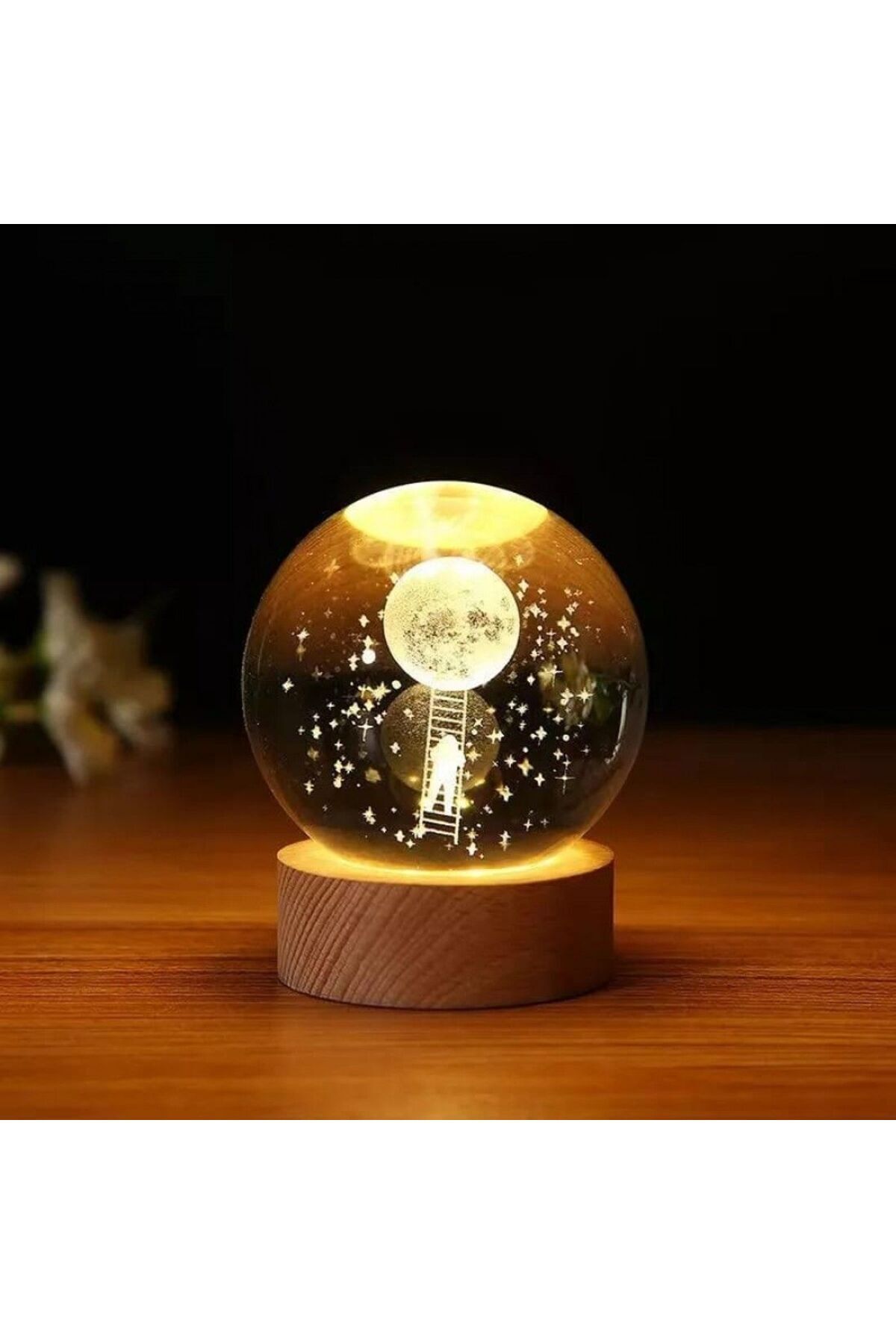 گوی برفی سیاره سه بعدی LED با پایه چوبی توپ شیشه ای تصویر فضانورد و ماه USB از ترکیه Home
