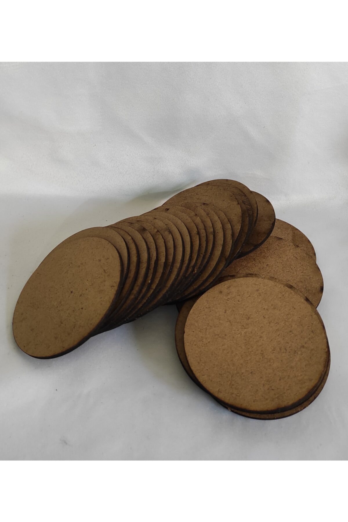 فیگور 50 قطعه 8X8 سانتی متر 3 میلی 2.7.MM MDF گرد تخته آهنربایی چوب طبیعی از ترکیه Eva Lazer Toptan