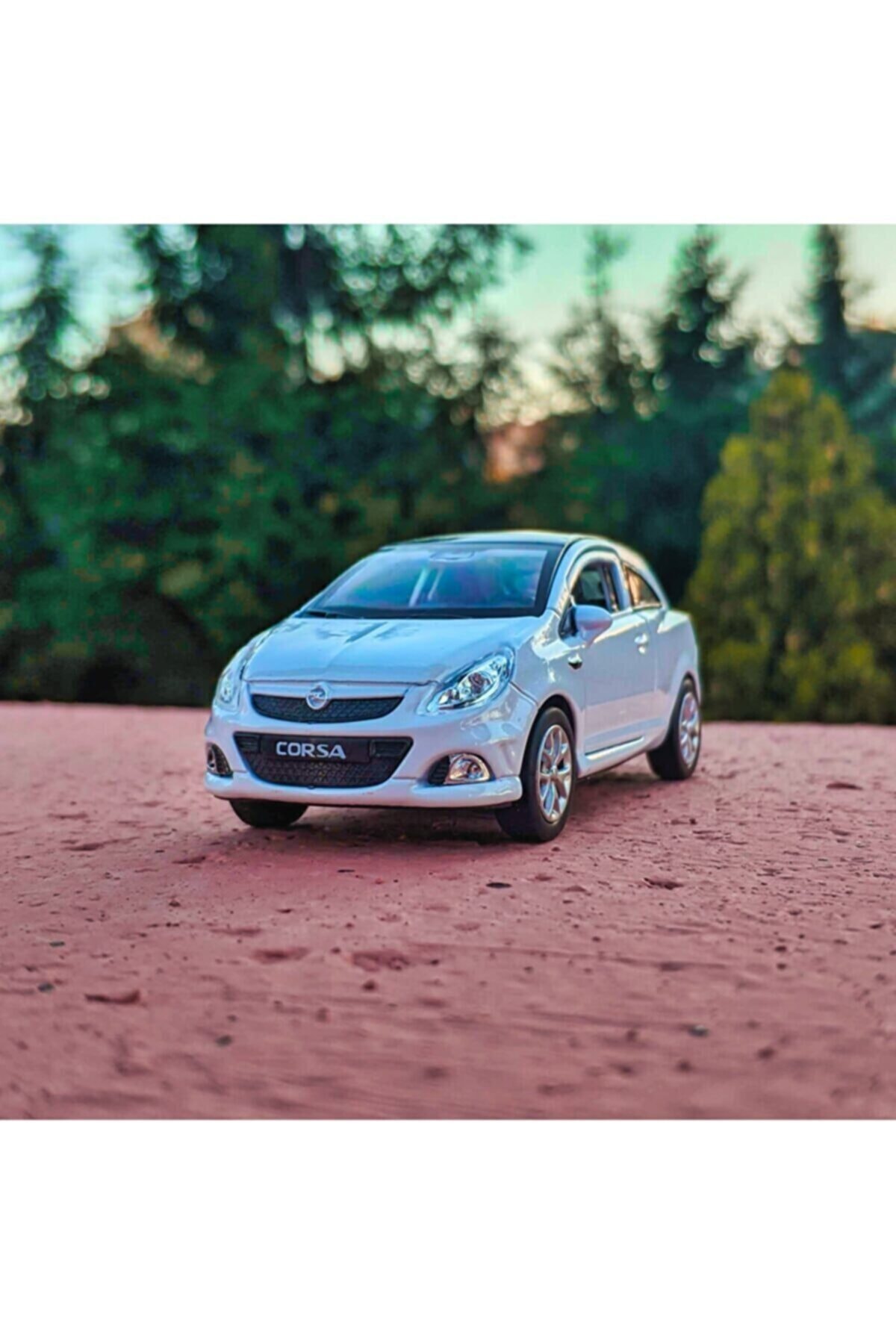 مدل خودرو OPEL CORSA 1 36 SCALE 12CM DIECAST MODEL CAR PULL DROP اورجینال WELLY