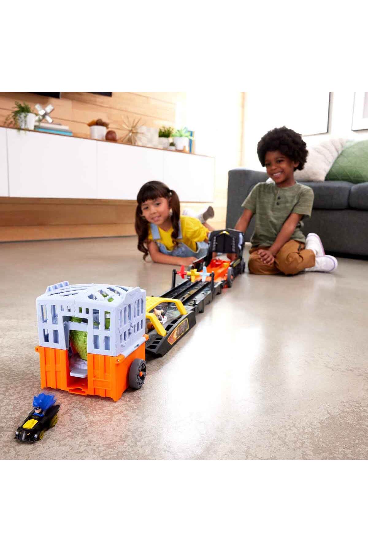 ماشین اسباب بازی RACERVERSE ULTIMATE BATMAN BUNWAY مجموعه HXN21 هات ویلز اورجینال HOT WHEELS