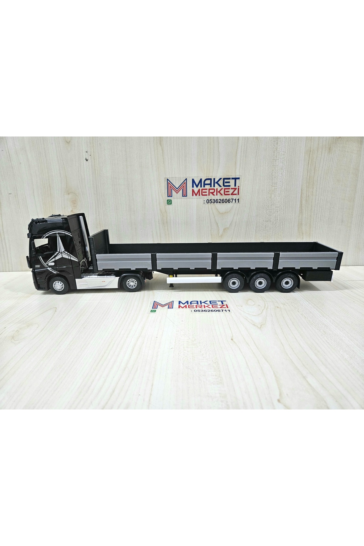مدل خودرو نیم متر طول 1 36 MERCEDES ACTROS RAIL MODEL نام نوشته شده مشکی اورجینال Maket