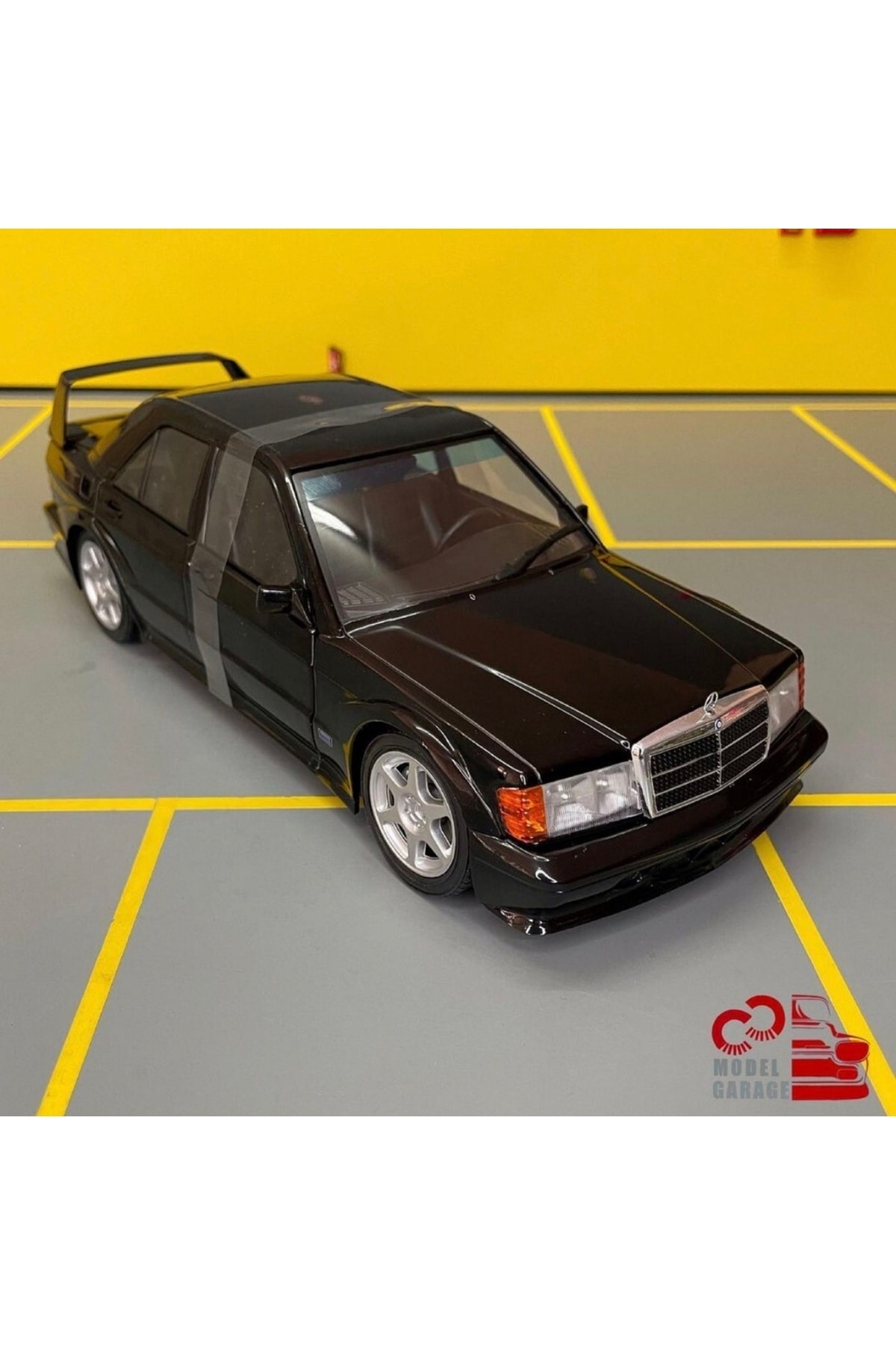 مدل خودرو MERCEDES BENZ 190E EVO II 1 18 SCALE C&amp;C MODEL GARAGE DIECAST METAL CAR اورجینال Solido