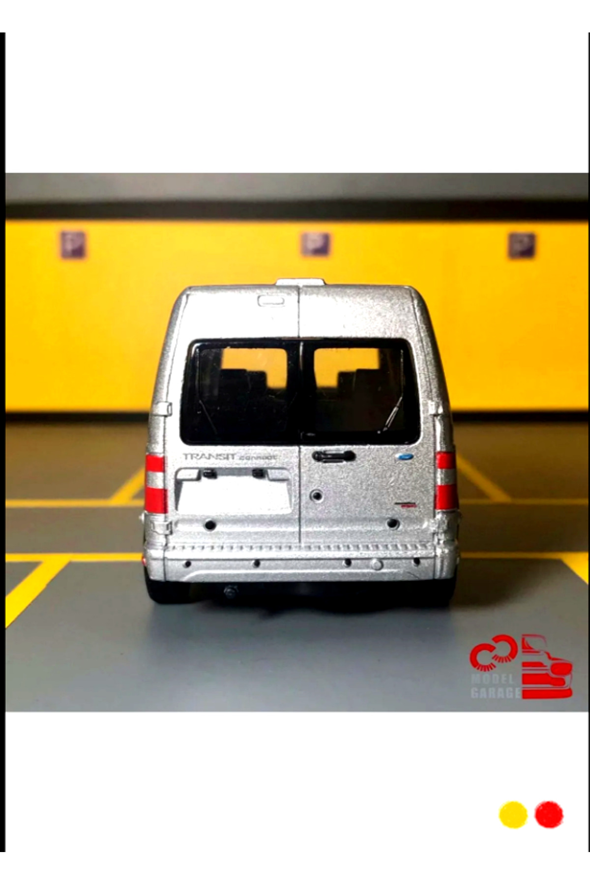مدل خودرو FORD TRANSIT CONNECT 1 36 SCALE PULL AND DROP فلزی اسباب بازی های آموزشی پسرانه اورجینال OMZ