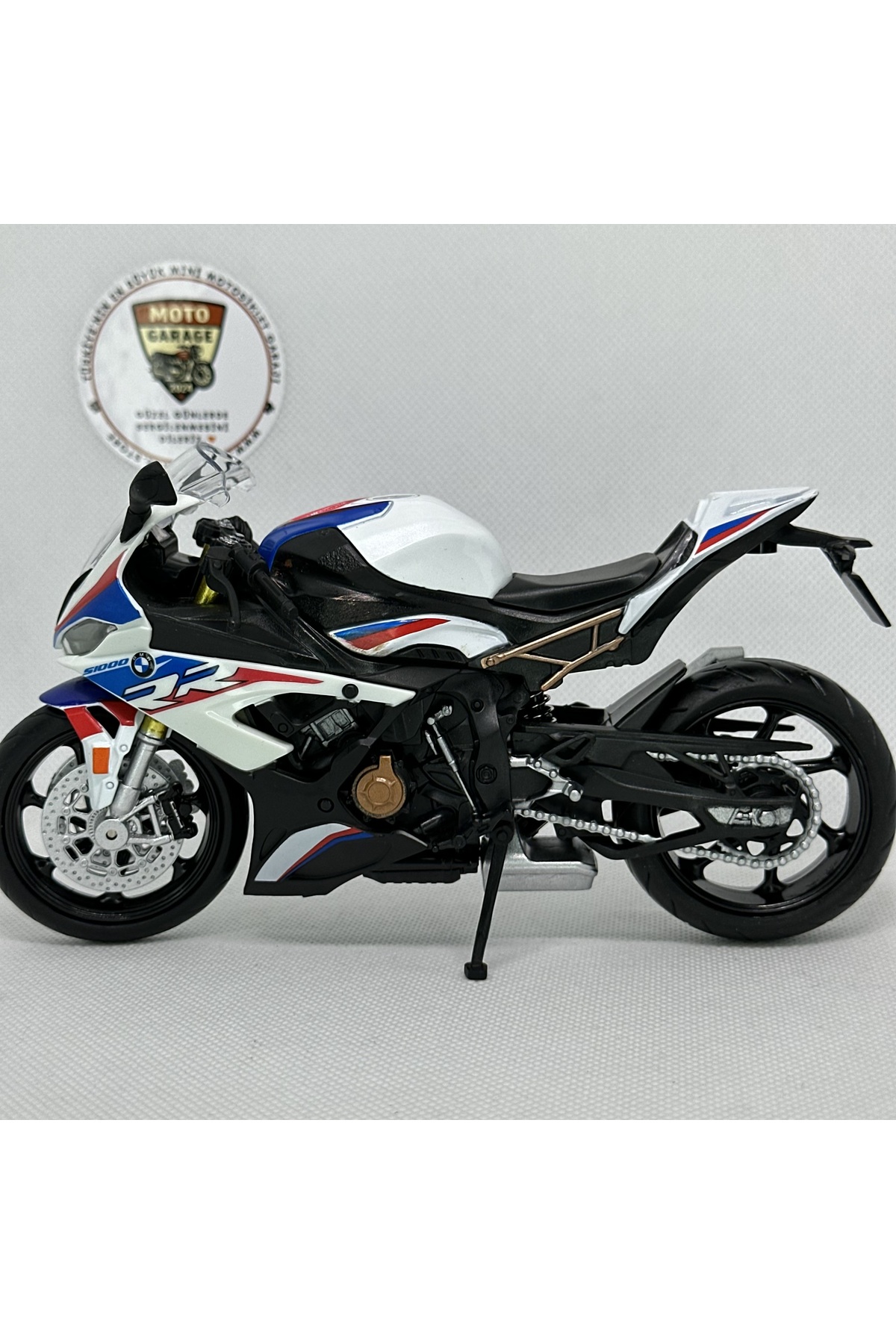 مدل خودرو موتورسیکلت BMW S1000RR 1:12 MAISTO DIECAST – مجموعه بدنه فلزی اورجینال MotoGarage