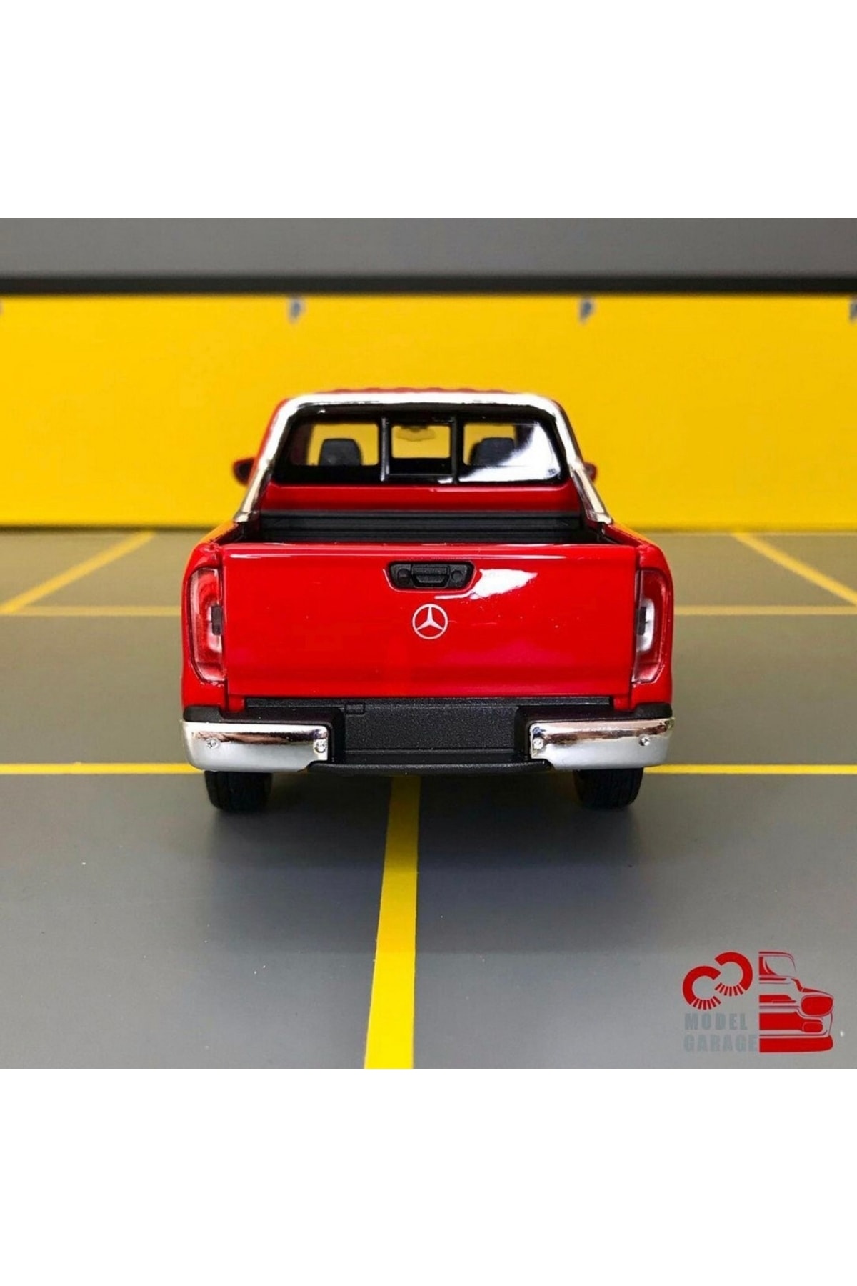 مدل خودرو مرسدس بنز X CLASS 1 24 SCALE C&amp;C MODEL GARAGE DIECAST METAL CAR اورجینال WELLY