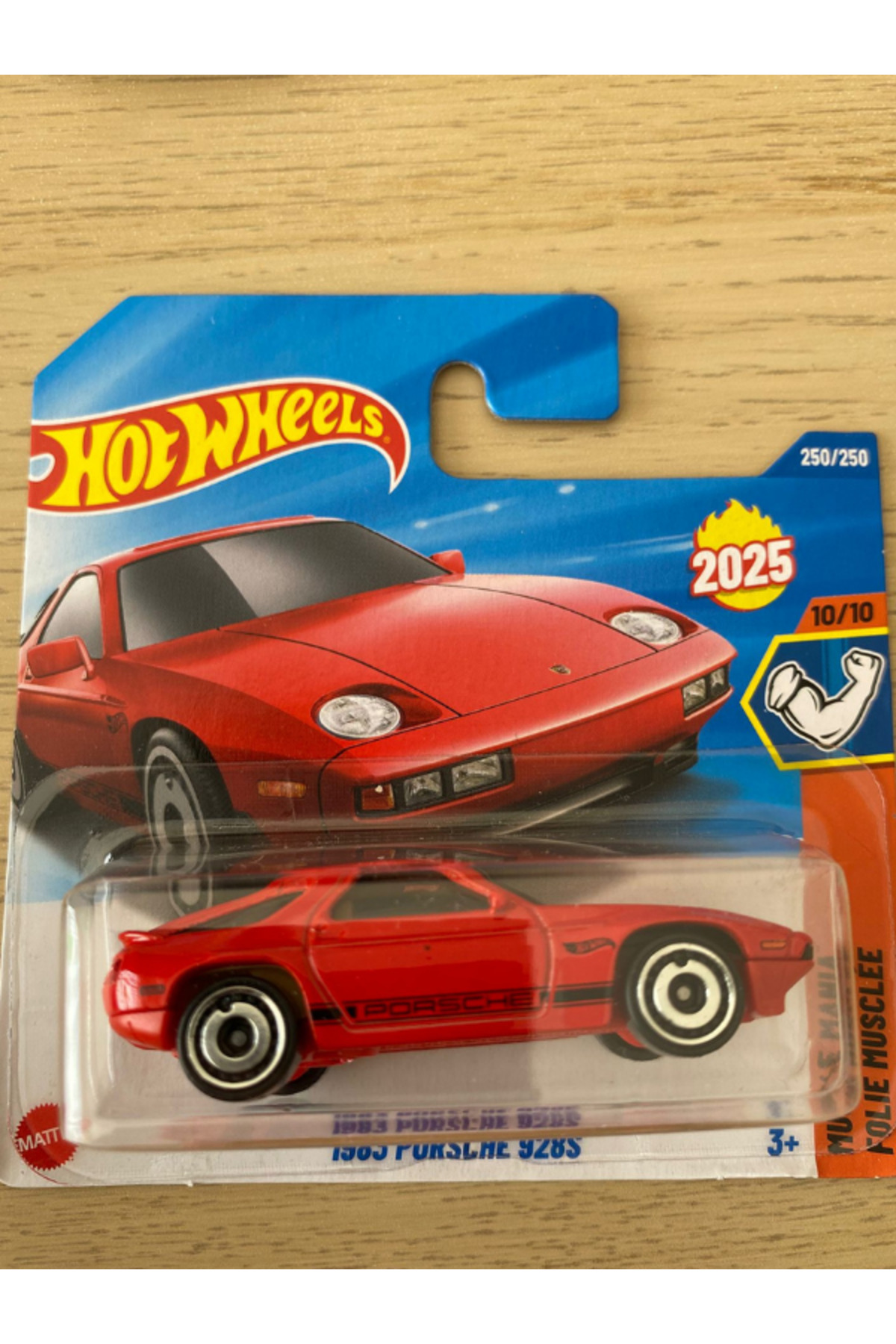 ماشین اسباب بازی پورشه 928S 1983 از ترکیه HOT WHEELS