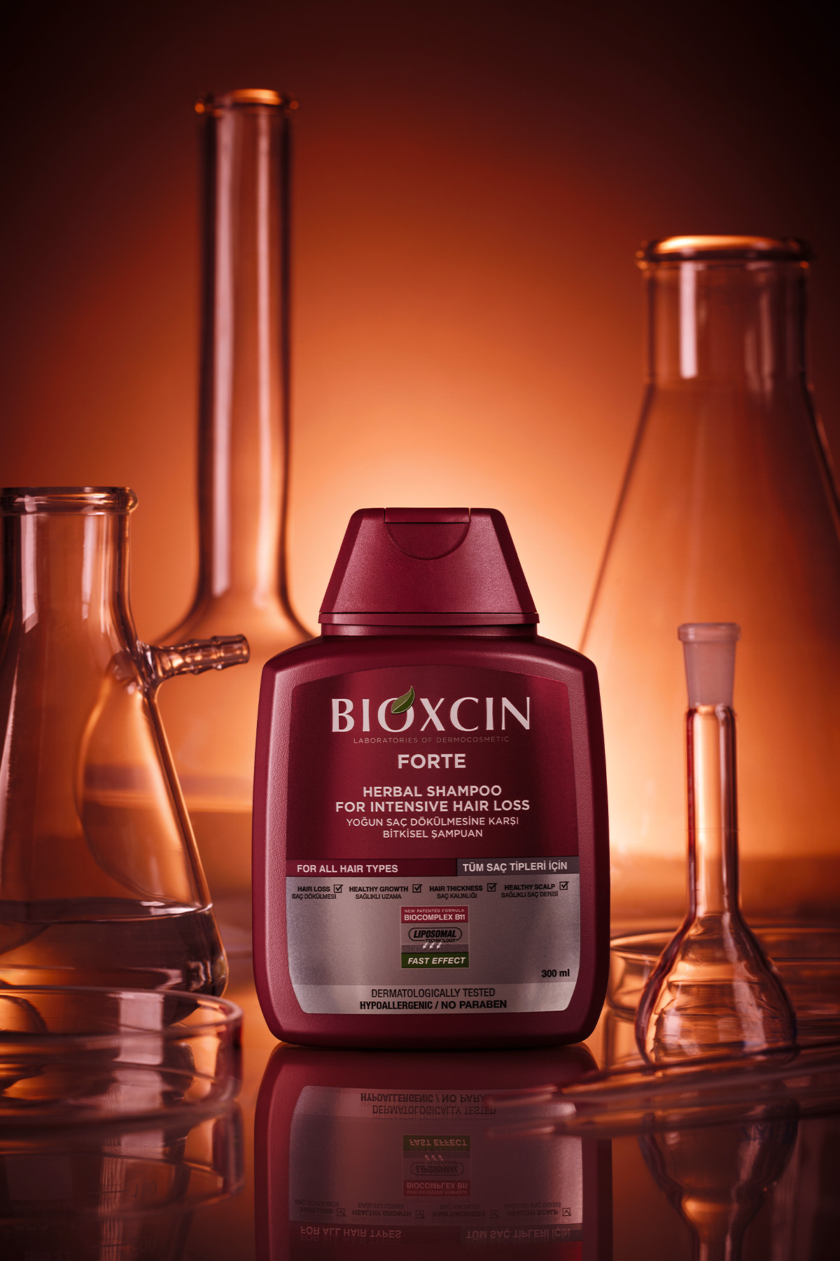 شامپو بیوکسین فورت 300 میلی لیتر شامپوی ضد ریزش مناسب برای تمام انواع مو بیوکسکین Bioxcin