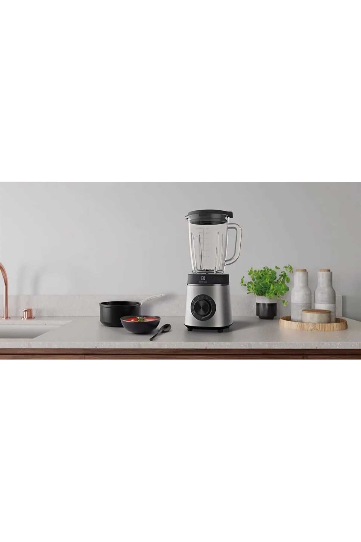 ست مخلوط کن E6TB1 6ST EXPLORE 6 1400 W با کوزه شیشه ای یخ خرد و اسموتی ساز اورجینال Electrolux