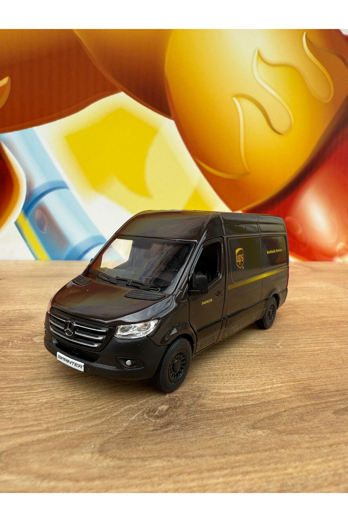 ماشین اسباب بازی مرسدس اسپرینتر CARGO UPS METAL PULL DROP DIECAST مدل با درهای باز شونده 12 سانتی متر scntoys