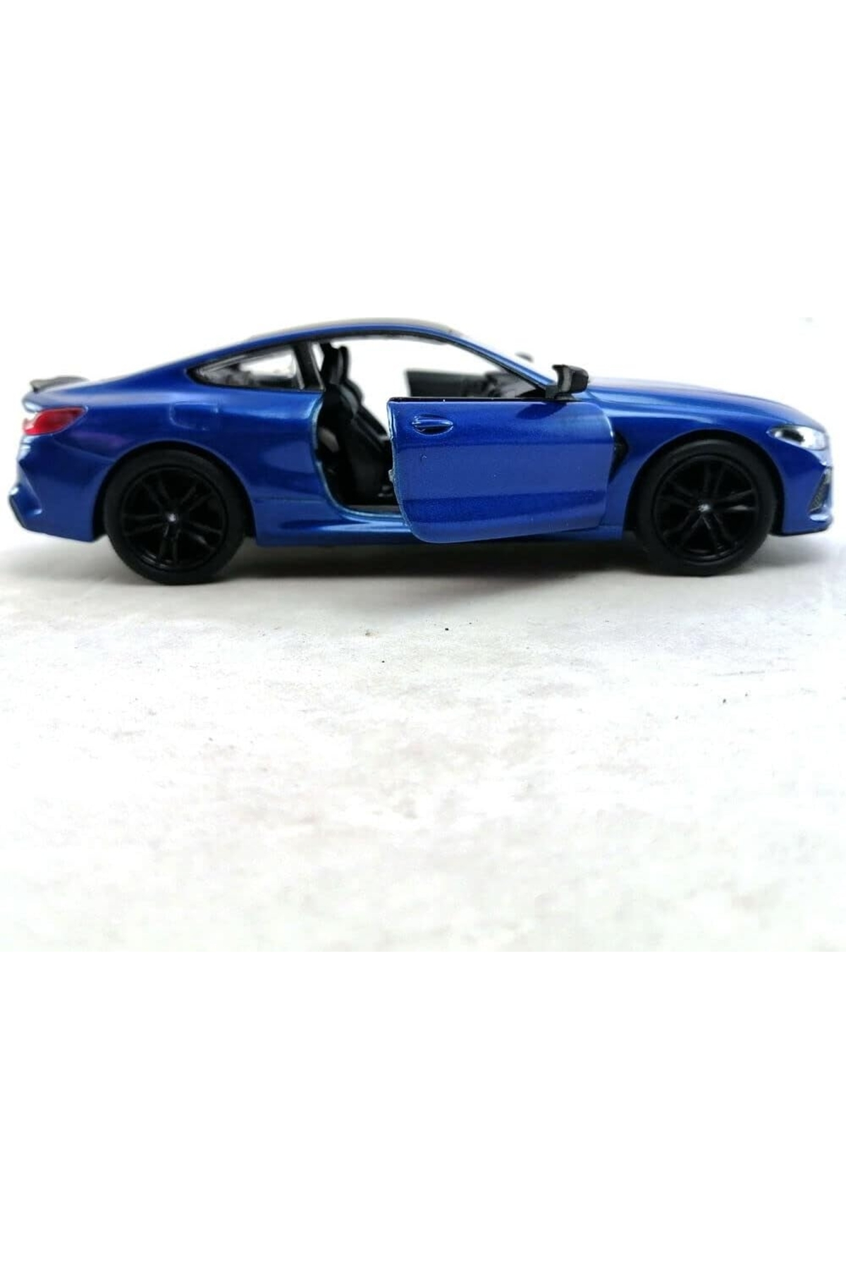 مدل خودرو BMW M8 DIECAST چک DROP CAR 1:34 SCALE BLUE اورجینال Kinsmart