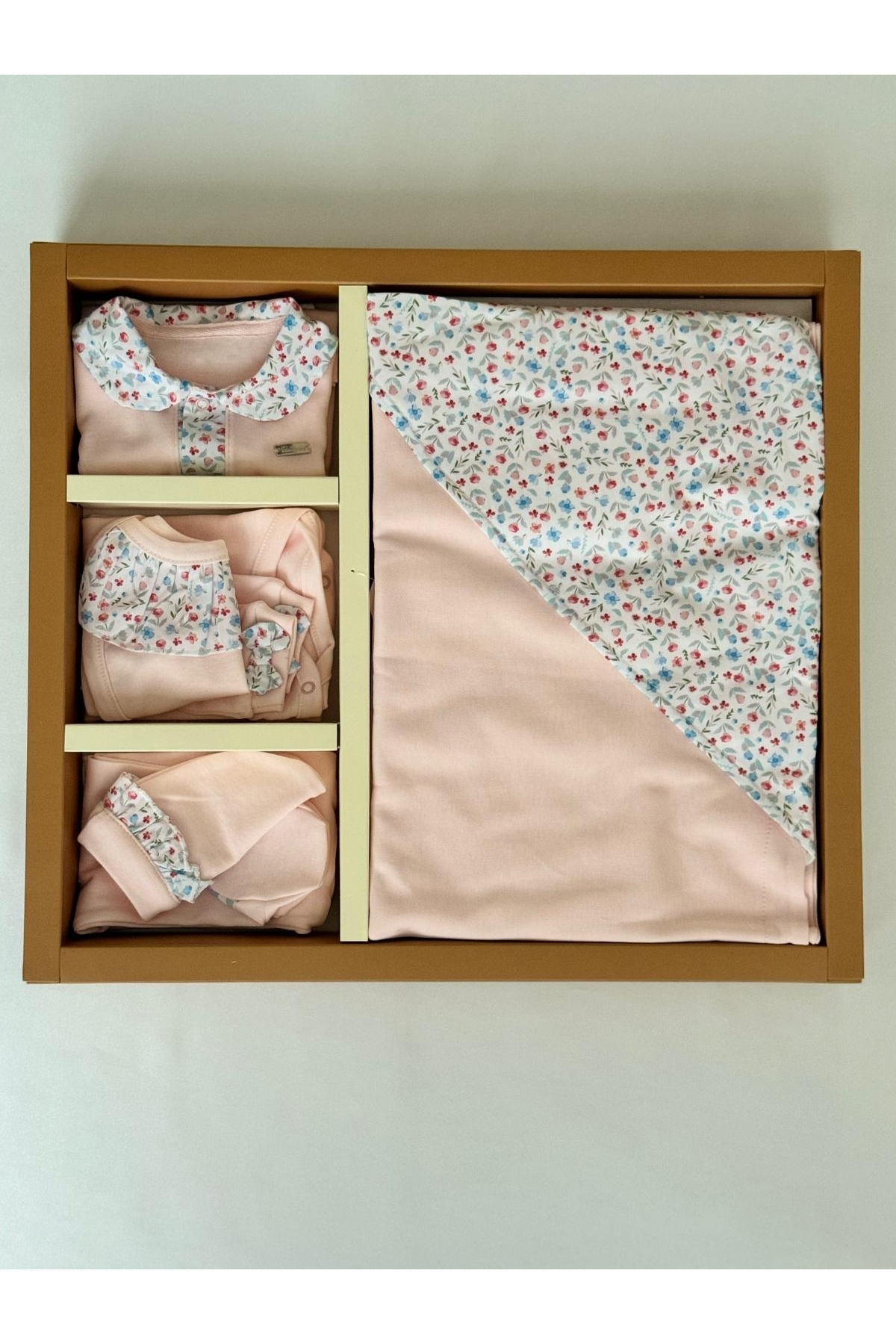 ست بیمارستانی نوزاد فلکسی Flexi Bebbemini Baby، ۱۰ تکه، صورتی