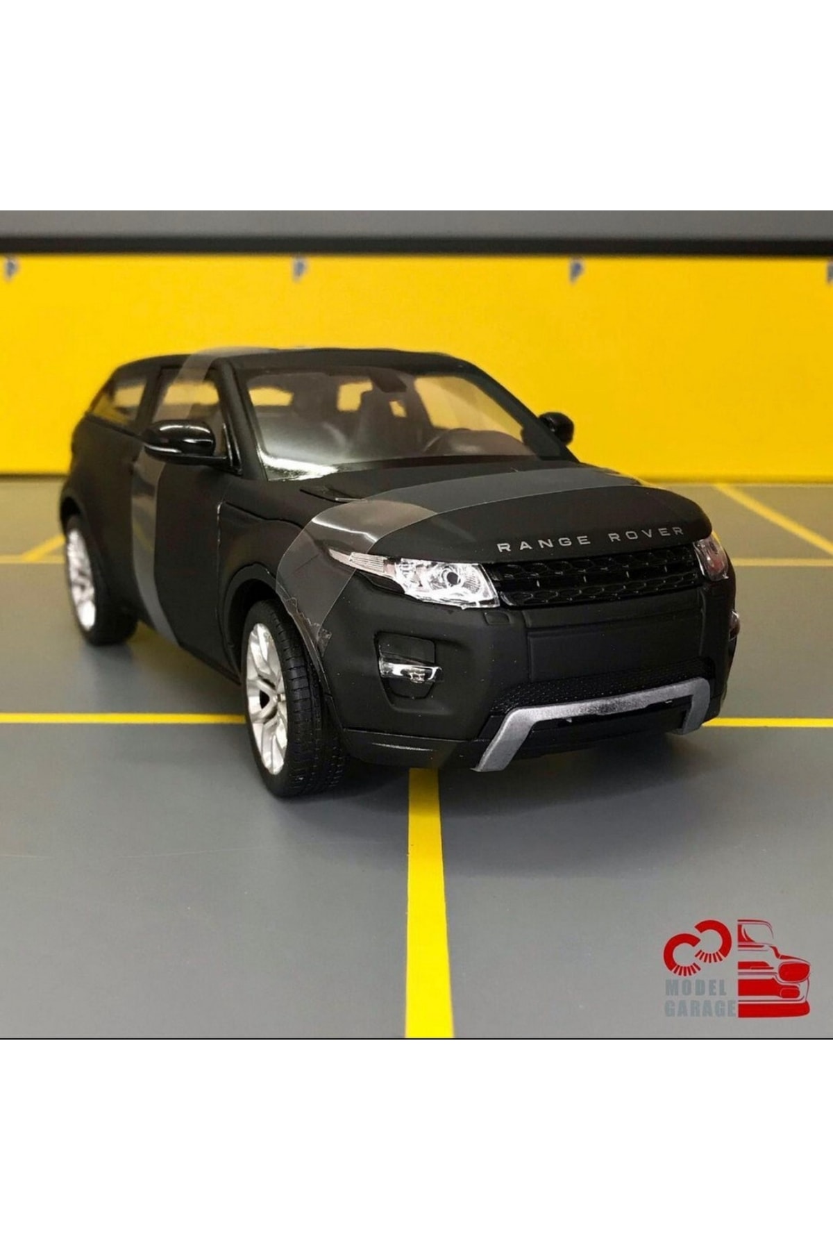 مدل خودرو RANGE ROVER EVOQUE 1 24 SCALE C&amp;C MODEL GARAGE DIECAST METAL اورجینال WELLY