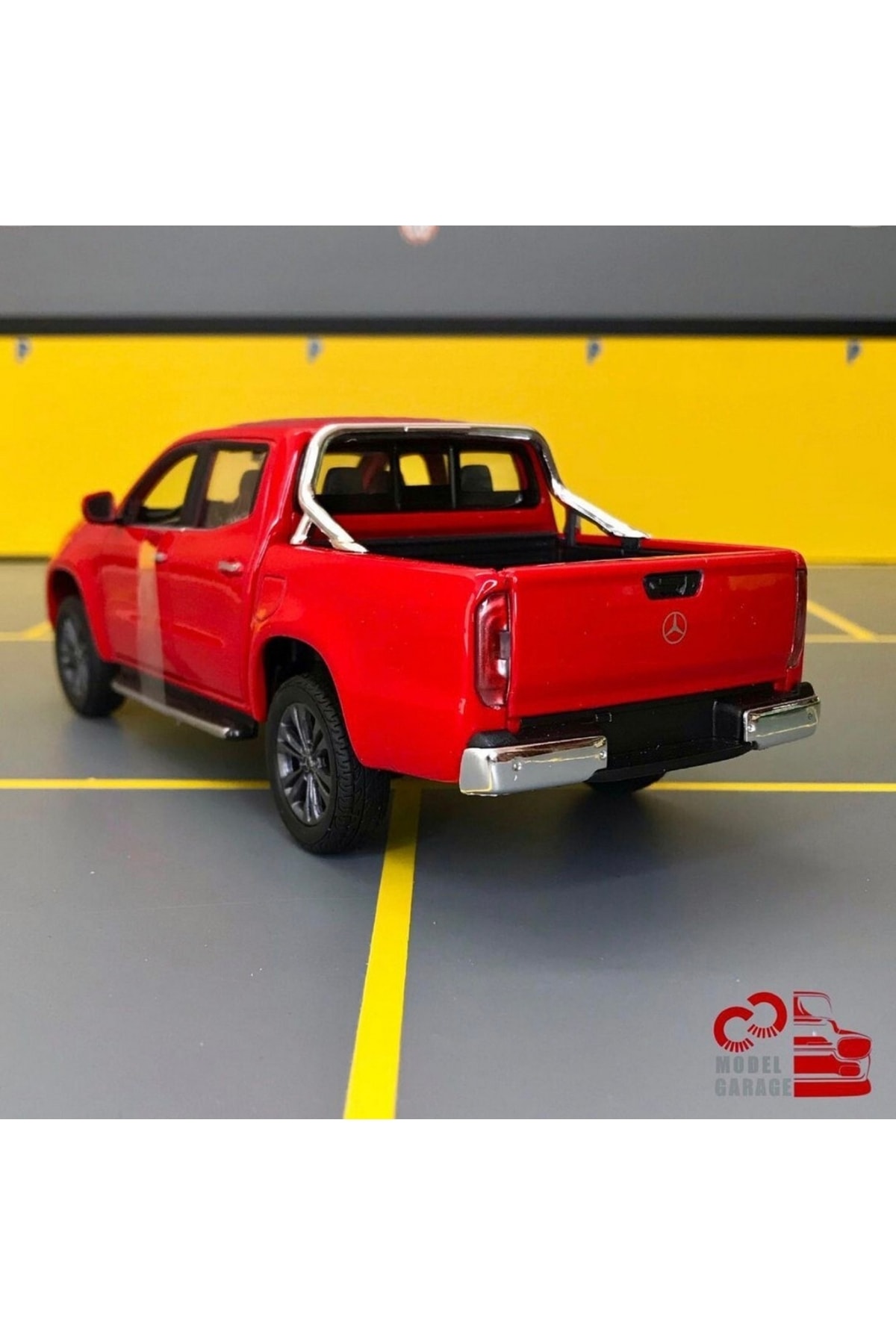 مدل خودرو مرسدس بنز X CLASS 1 24 SCALE C&amp;C MODEL GARAGE DIECAST METAL CAR اورجینال WELLY