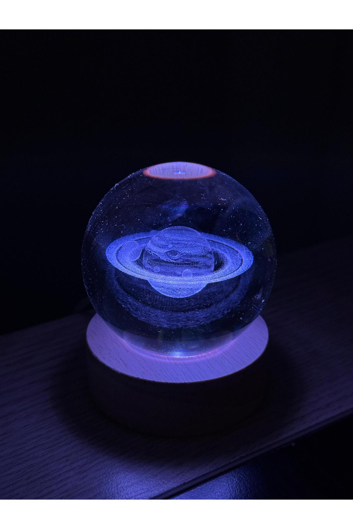 گوی برفی هدایای گلوب شیشه ای کریستالی راه شیری با چراغ RGB LED روشن شده برای عاشق از ترکیه CAPSULE