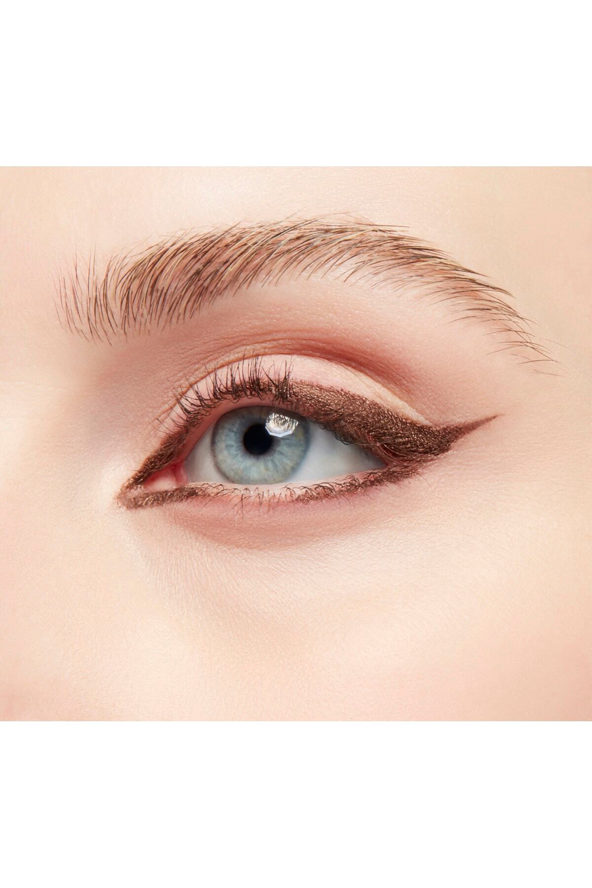 خط چشم مدادی ژلی کالر اکسز Colour Excess مدل SKIP THE WAITLIST قهوه ای طلایی درخششان حجم 35 میل مک MAC