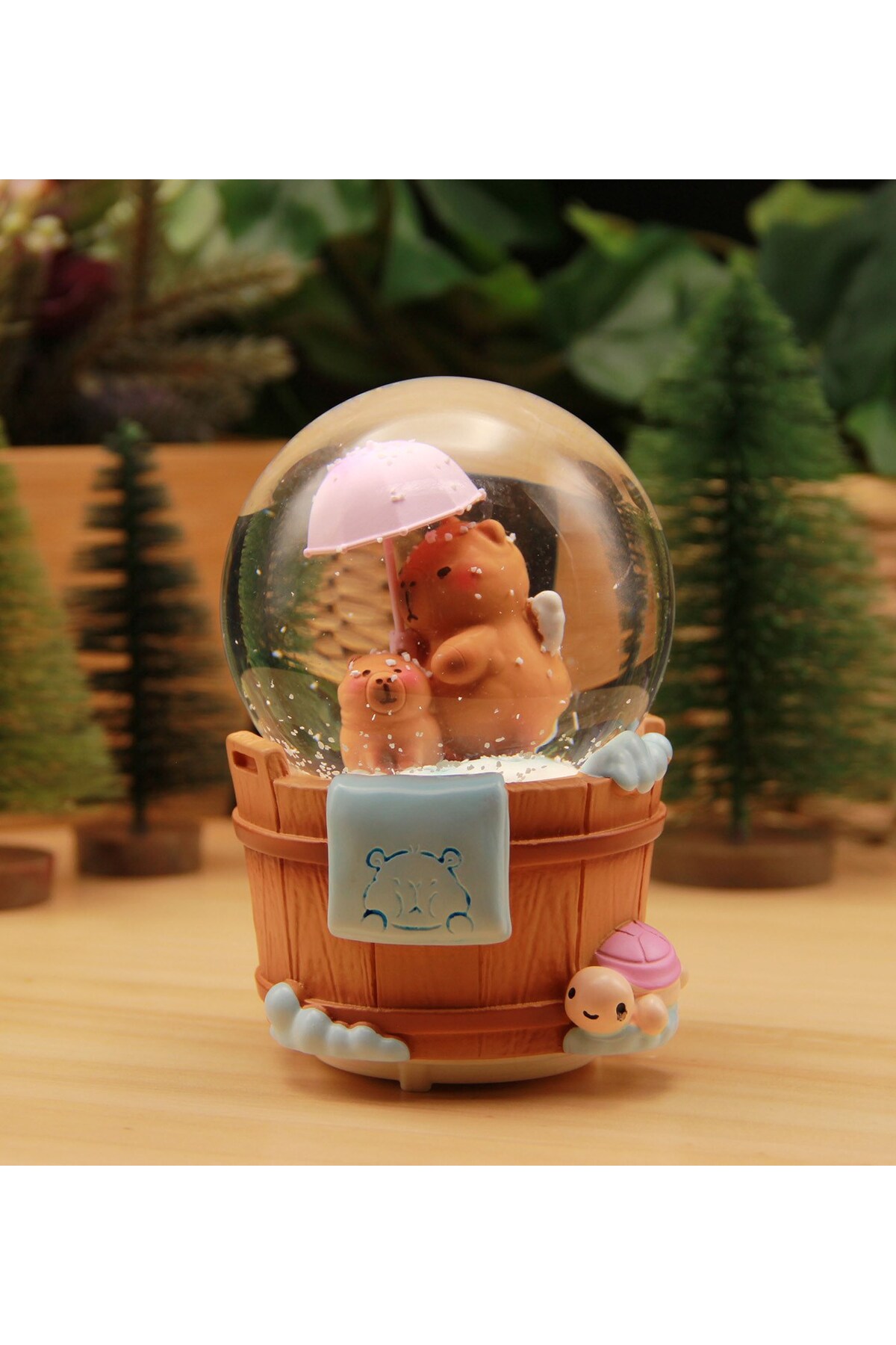 گوی برفی CAPYBARA SNOW GLOBE با نور و موسیقی در اندازه بزرگ B از ترکیه HEDİYEBİZİZ