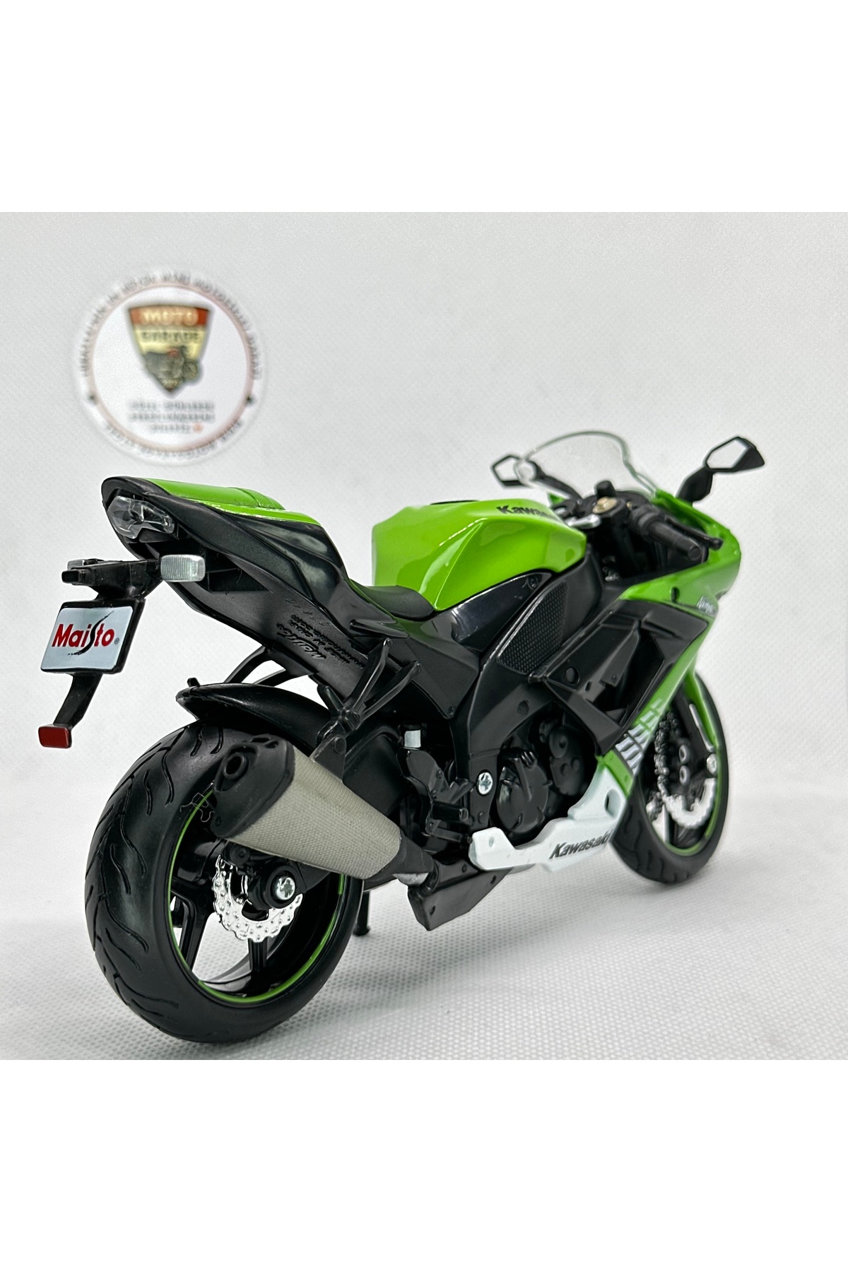 مدل خودرو موتورسیکلت KAWASAKI NINJA ZX 10R 1:12 DIECAST – فلزی دارای مجوز اورجینال Maisto Diecast