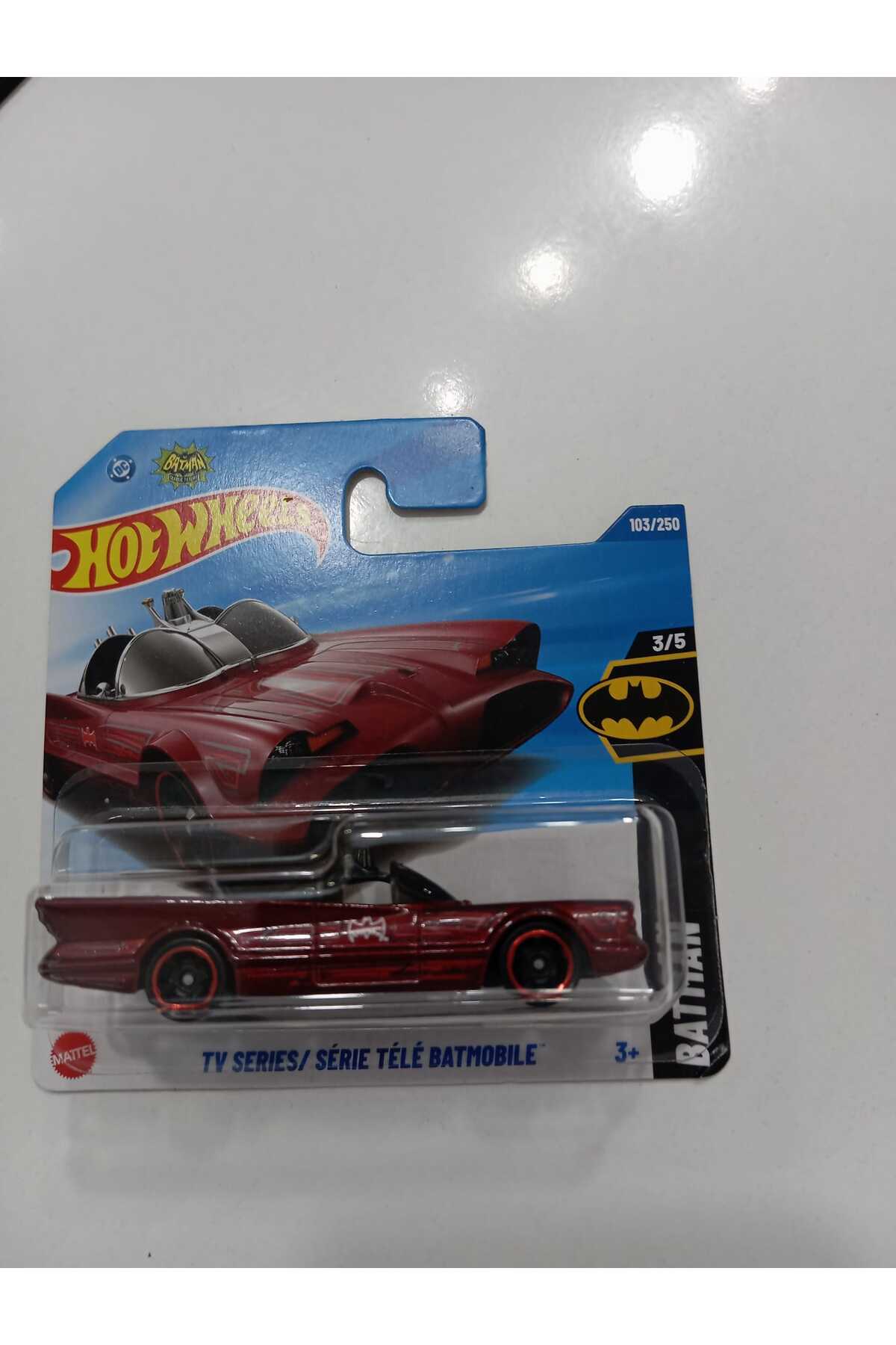 ماشین اسباب بازی سری تلویزیونی BATMOBILE 2025 B CASE از ترکیه HOT WHEELS
