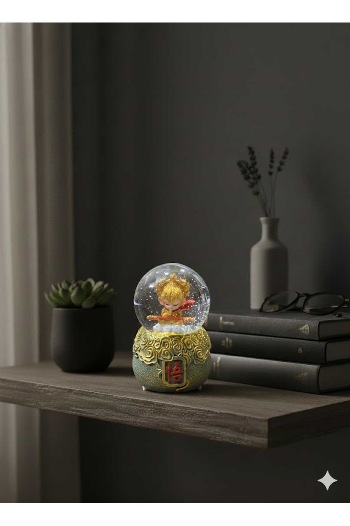 گوی برفی SNOW GLOBE با چراغ های RGB موسیقی و فیگورهای اسباب بازی از ترکیه ESKİ YENİ ANTİK