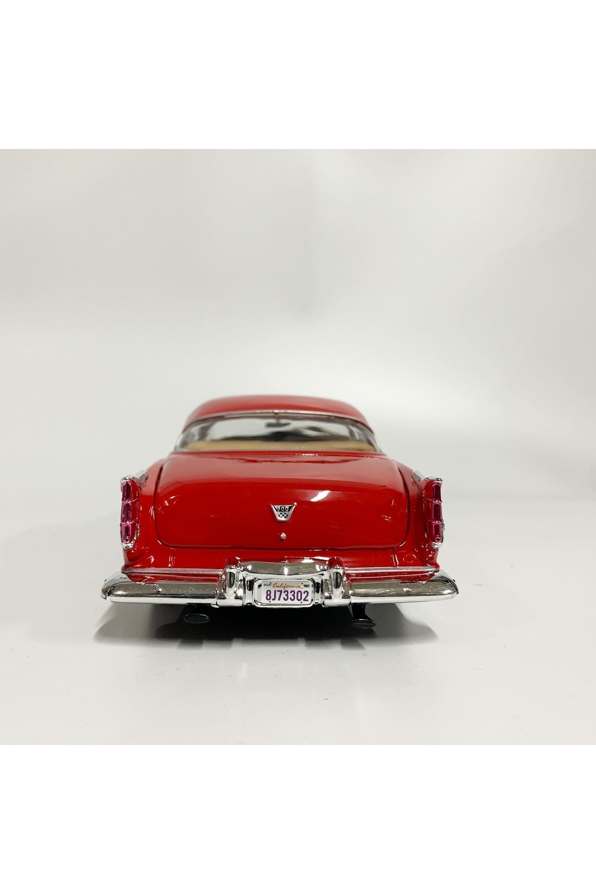 مدل خودرو MOTORMAX 1 24 CHRYSLER C300 1955 اورجینال Motor Max