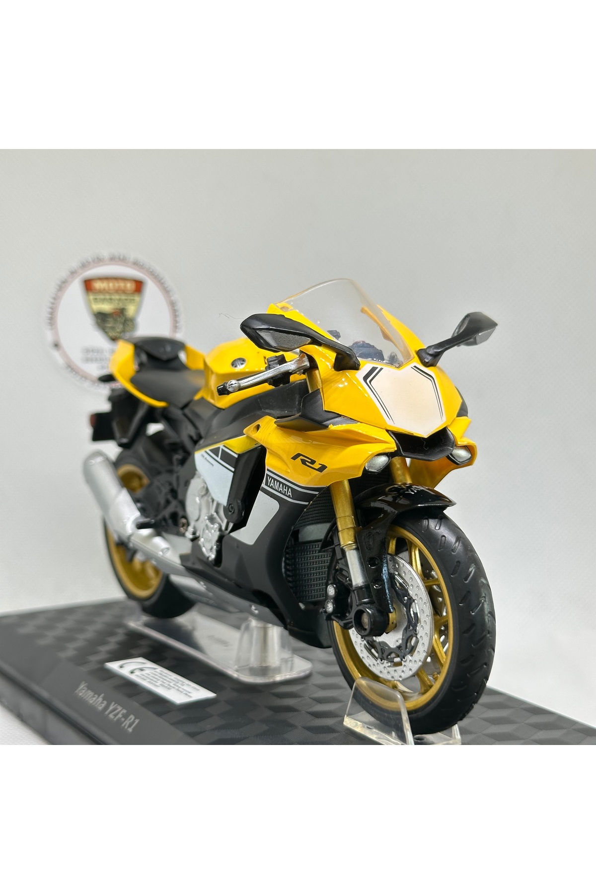 مدل خودرو یاماها YZF R1 موتورسیکلت دیکست 1:12 – و مجموعه فلزی MAISTO دارای مجوز زرد اورجینال Maisto Diecast