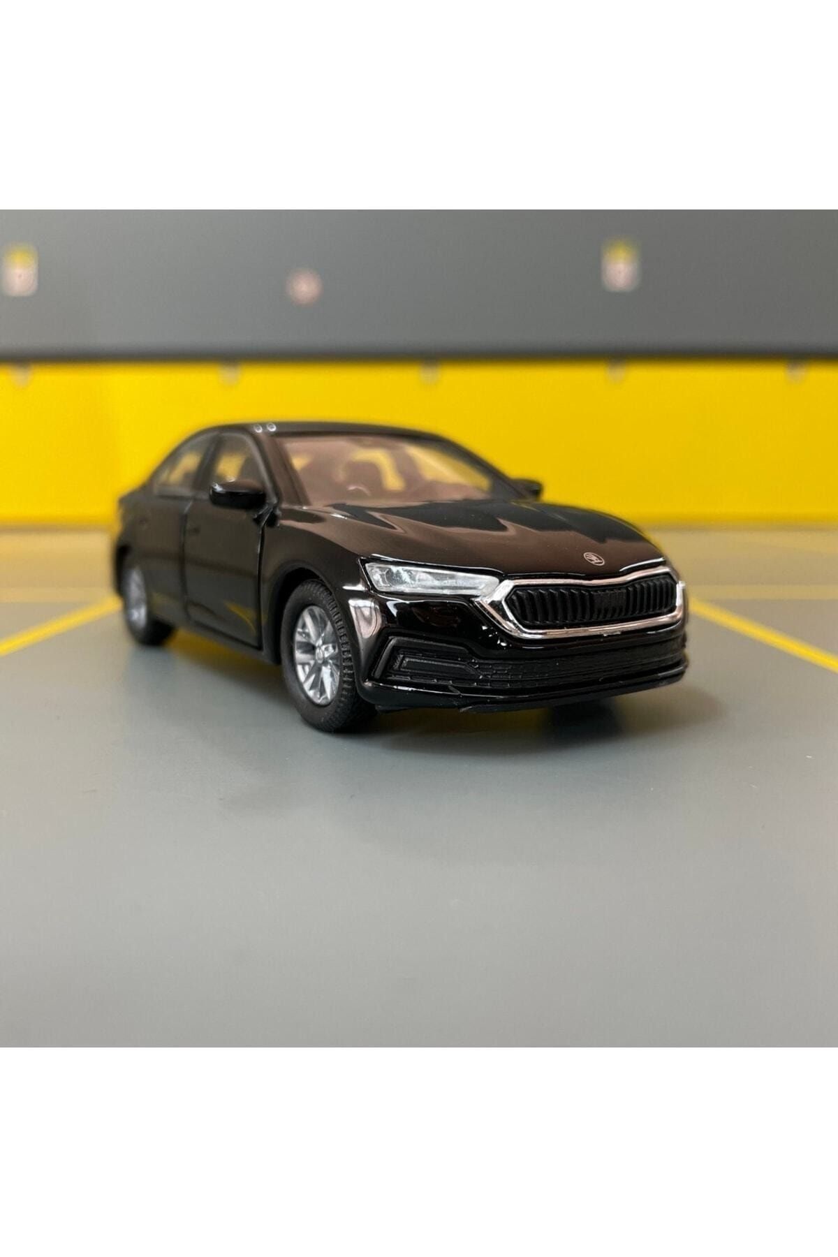 ماشین اسباب بازی SKODA OCTAVIA 1 36 SCALE DIECAST METAL MODEL TOPROCKSTORE