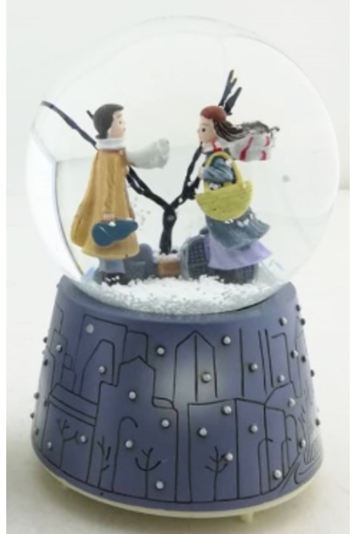 گوی برفی هدیه دکوراتیو WINTER TALE SNOW GLOBE سایز متوسط از ترکیه PS Drop