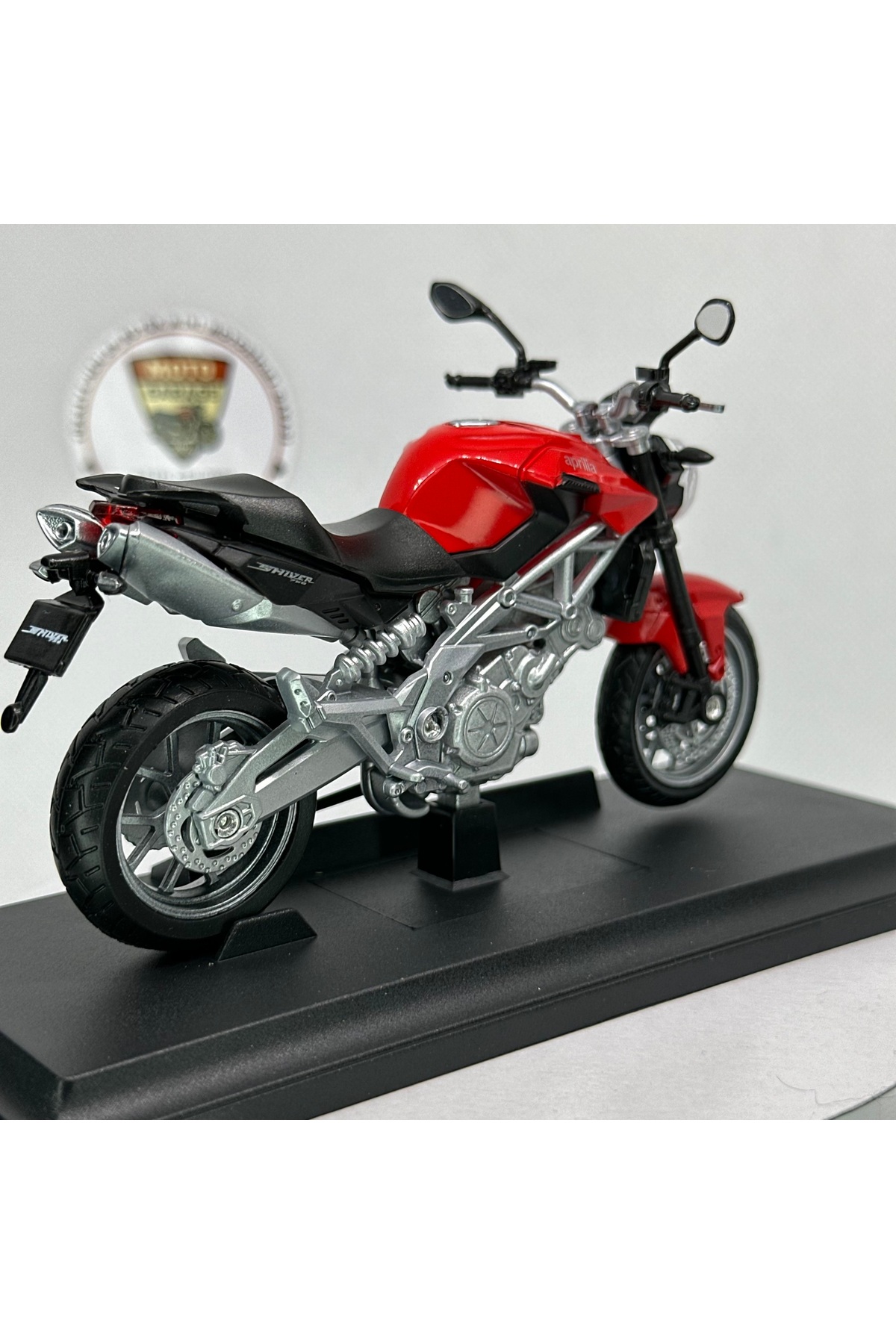 مدل خودرو موتورسیکلت APRILIA SHIVER 750 1:18 DIECAST MODEL – فلزی اورجینال WELLY