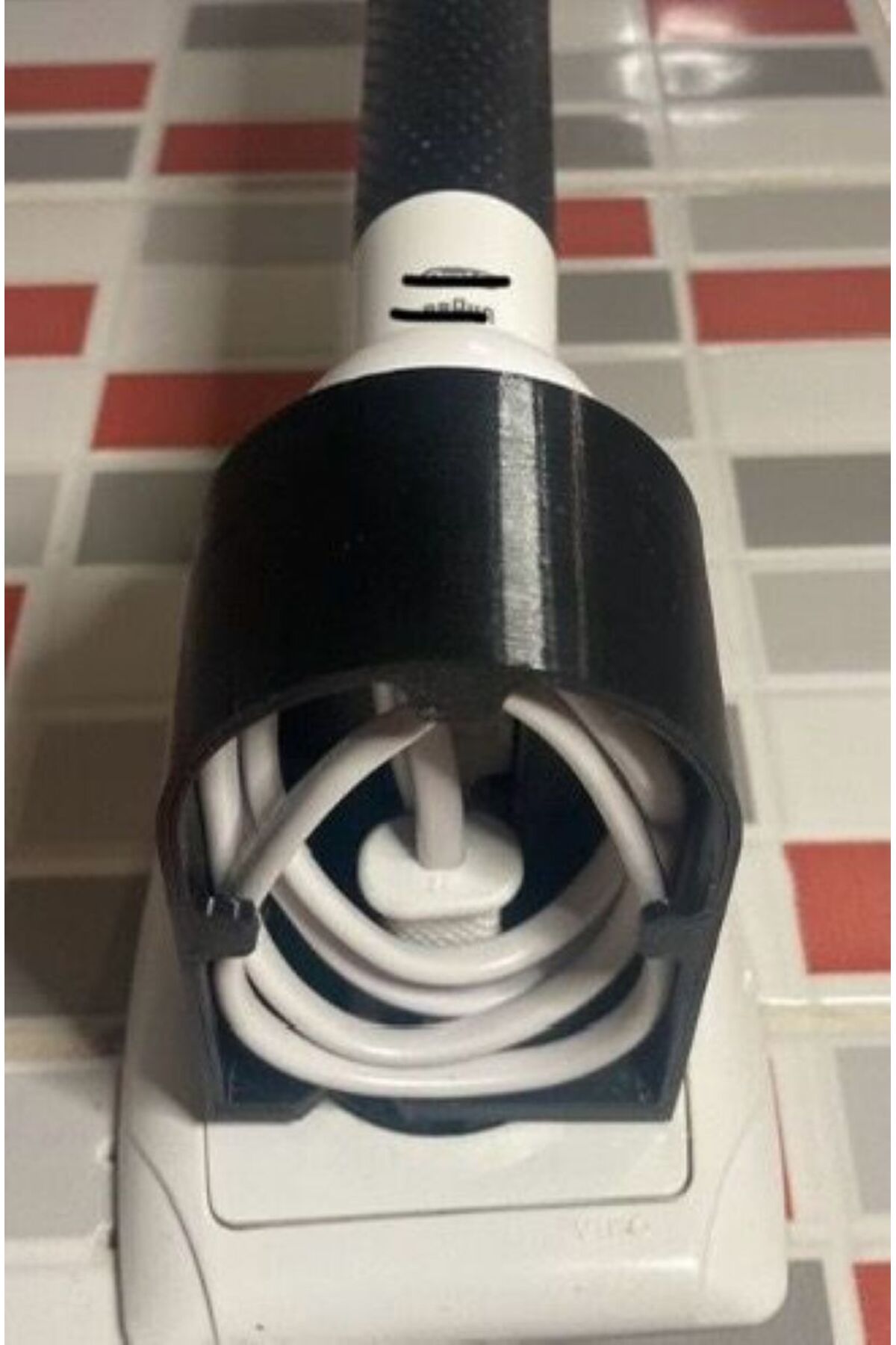 مسواک شارژی اتصال آداپتور برقی اورجینال Model3d