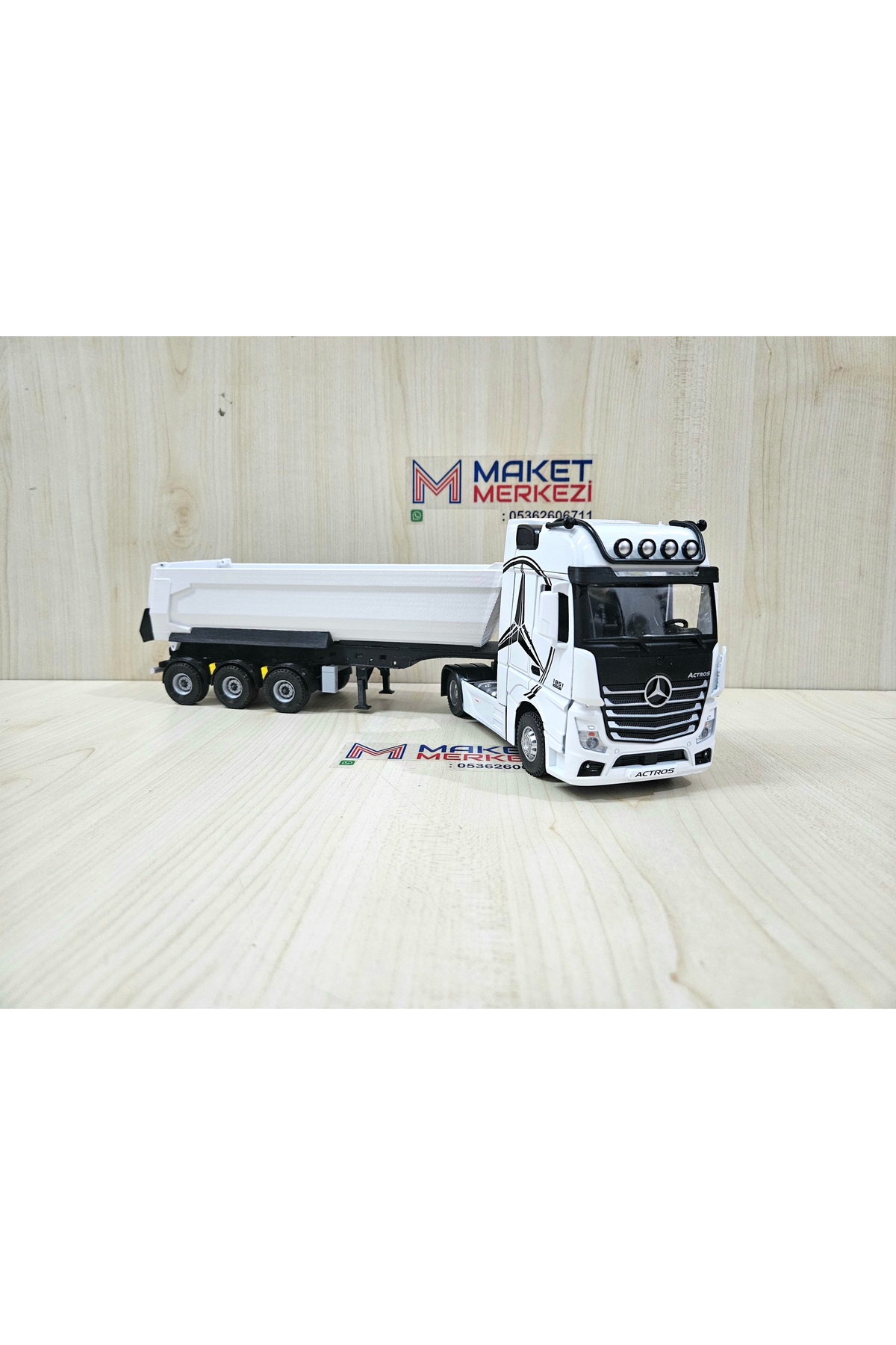 مدل خودرو 35 سانتی متر طول 1 36 MERCEDES ACTROS DUMP TRUCK MODEL نام نوشته شده سفید اورجینال Maket