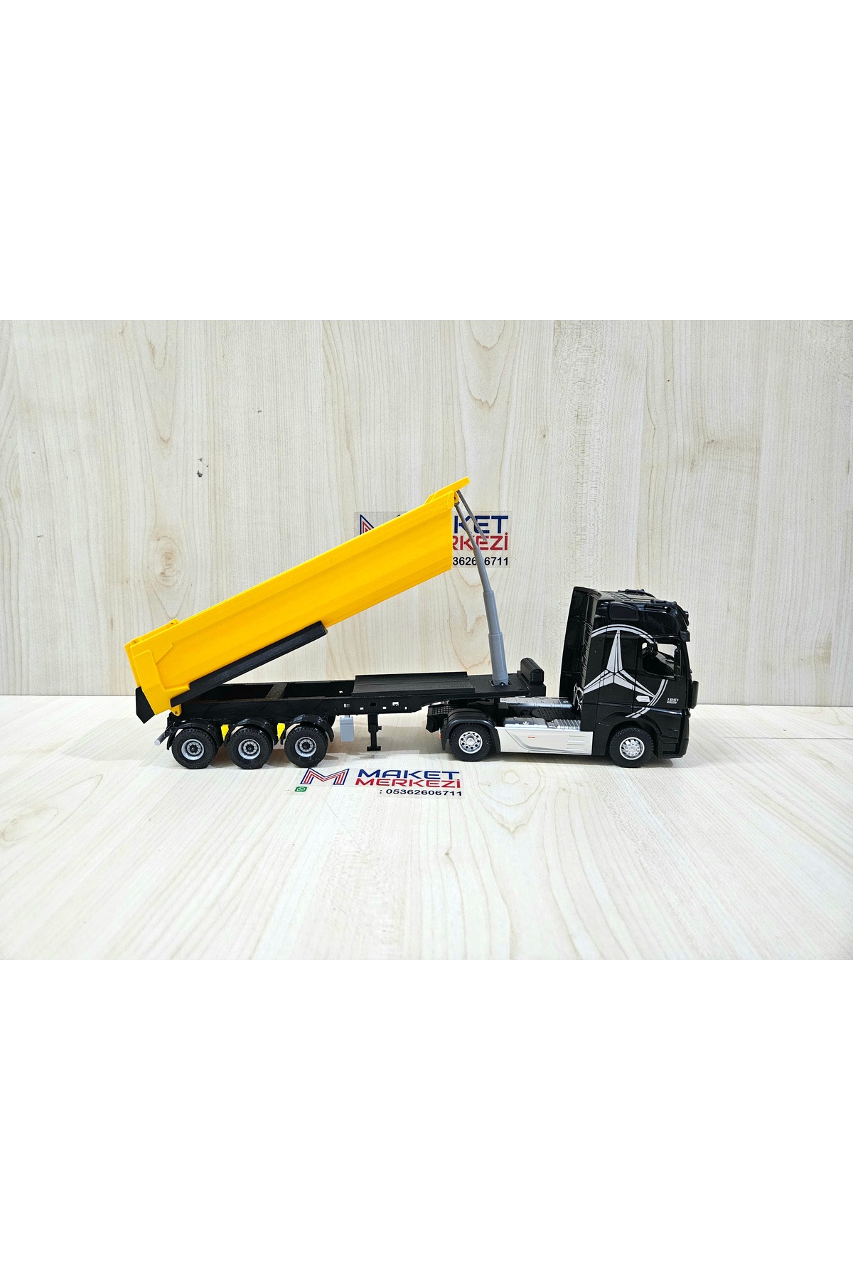 مدل خودرو 35 سانتی متر طول 1 36 MERCEDES ACTROS DUMP TRUCK MODEL نام نوشته شده مشکی اورجینال Maket